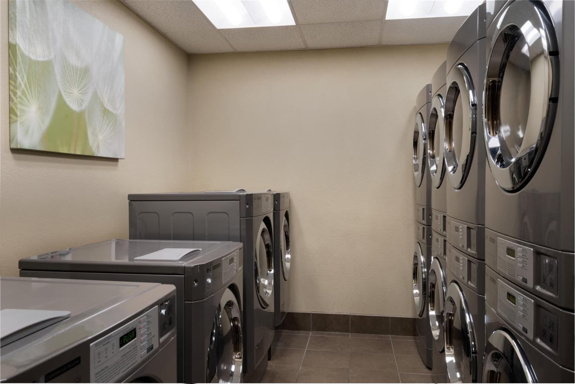 Staybridge Suites San Antonio Downtown Convention Center by IHG gallery photo in San Antonio, TX — image 45