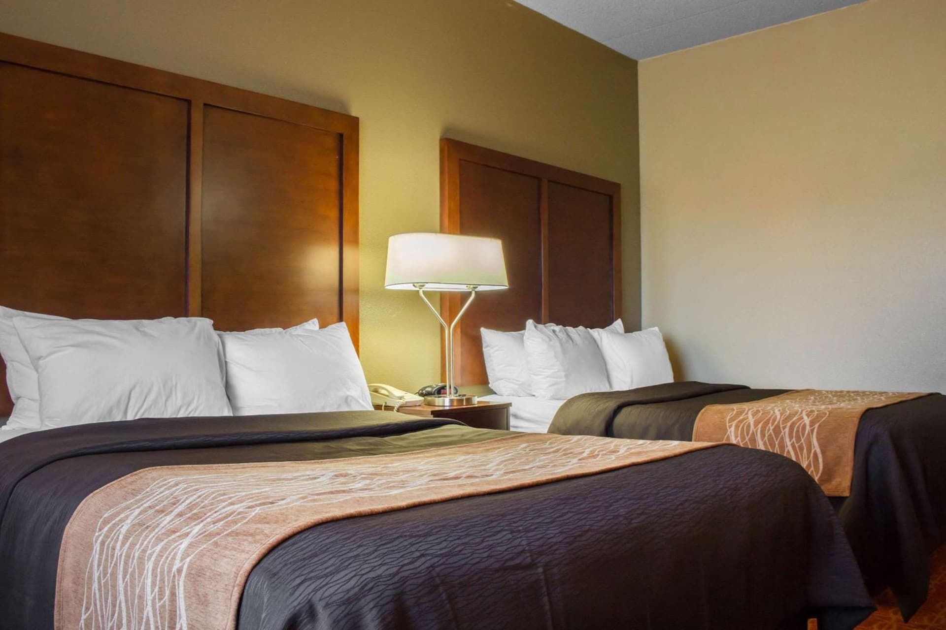 Comfort Inn & Suites near Kino Sports Complex property views in Tucson, AZ — gallery photo 3