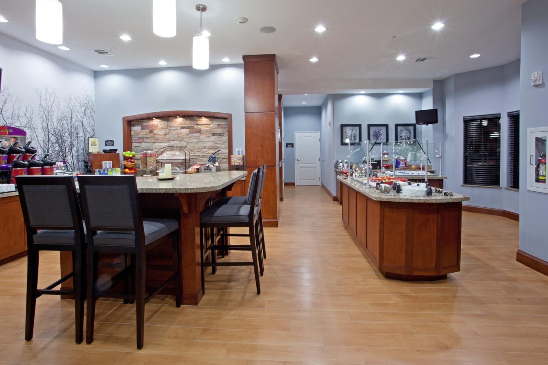 Staybridge Suites Houston Stafford - Sugar Land by IHG gallery photo in Stafford, TX — image 5