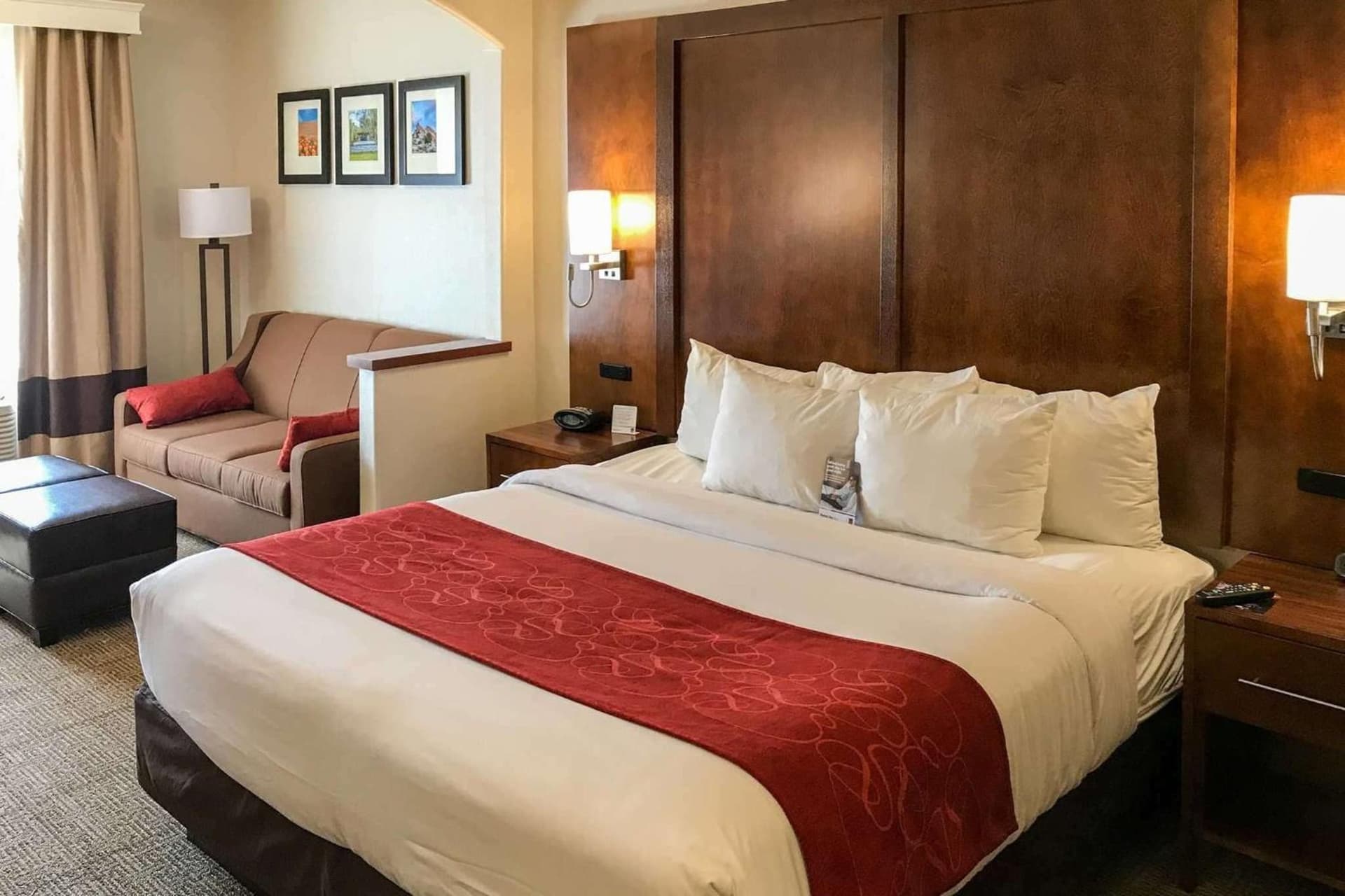 Comfort Suites Near Six Flags Magic Mountain gallery photo in Stevenson Ranch, CA — image 28