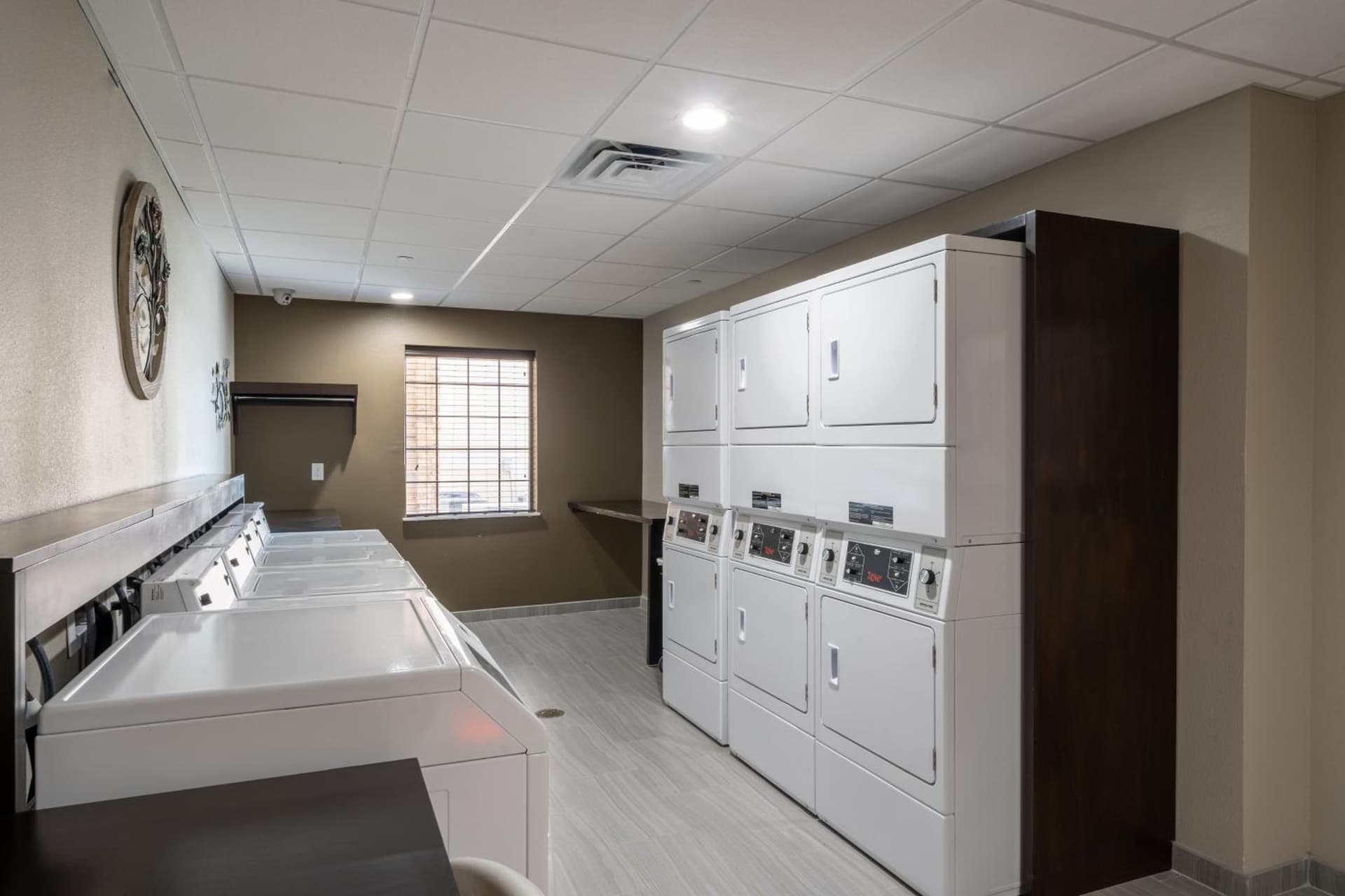 Staybridge Suites Houston East - Baytown by IHG gallery photo in Baytown, TX — image 7