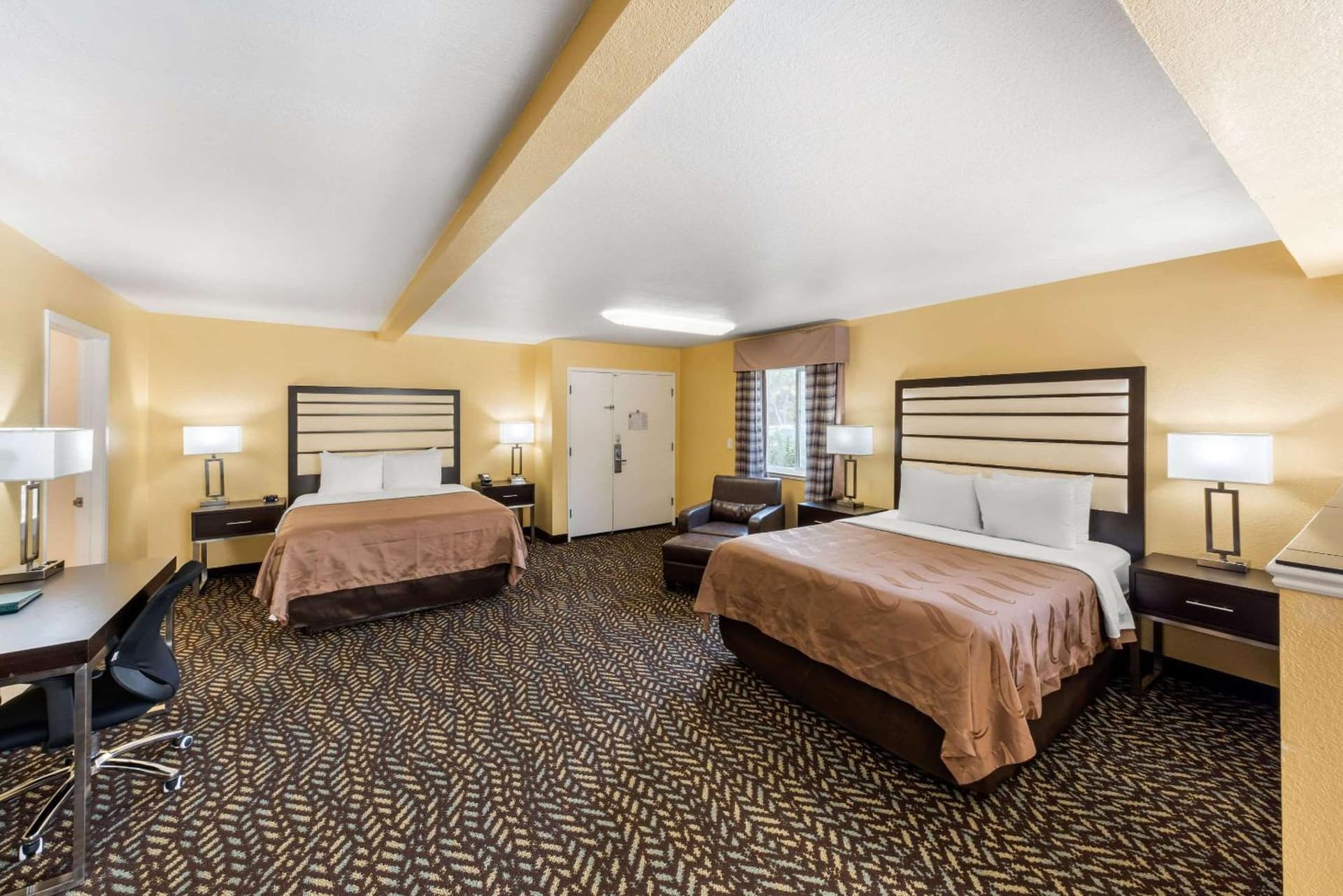 Quality Inn & Suites Capitola By the Sea gallery photo in Capitola, CA — image 19