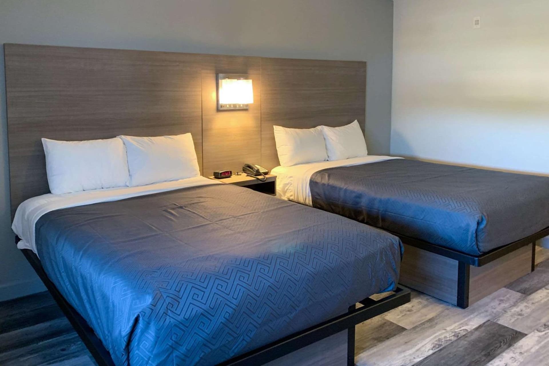 Suburban Studios near Panama City Beach interior in Panama City, FL — gallery photo 2