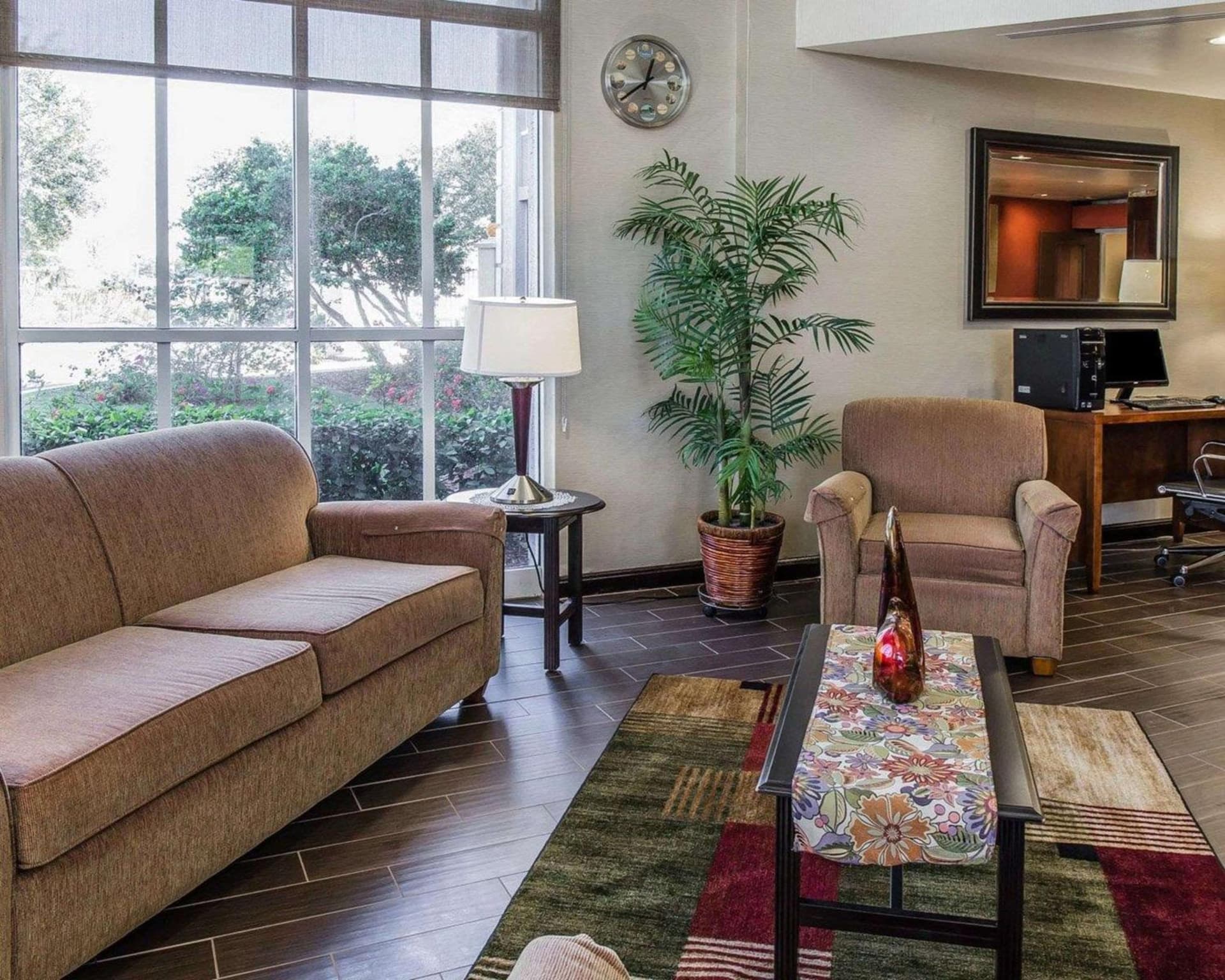 Comfort Inn & Suites Lakeland North I-4 gallery photo in Lakeland, FL — image 32