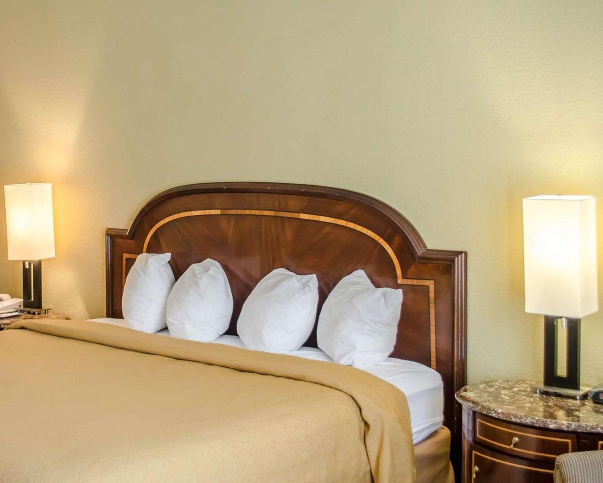 Quality Inn & Suites Pensacola Bayview gallery photo in Pensacola, FL — image 8