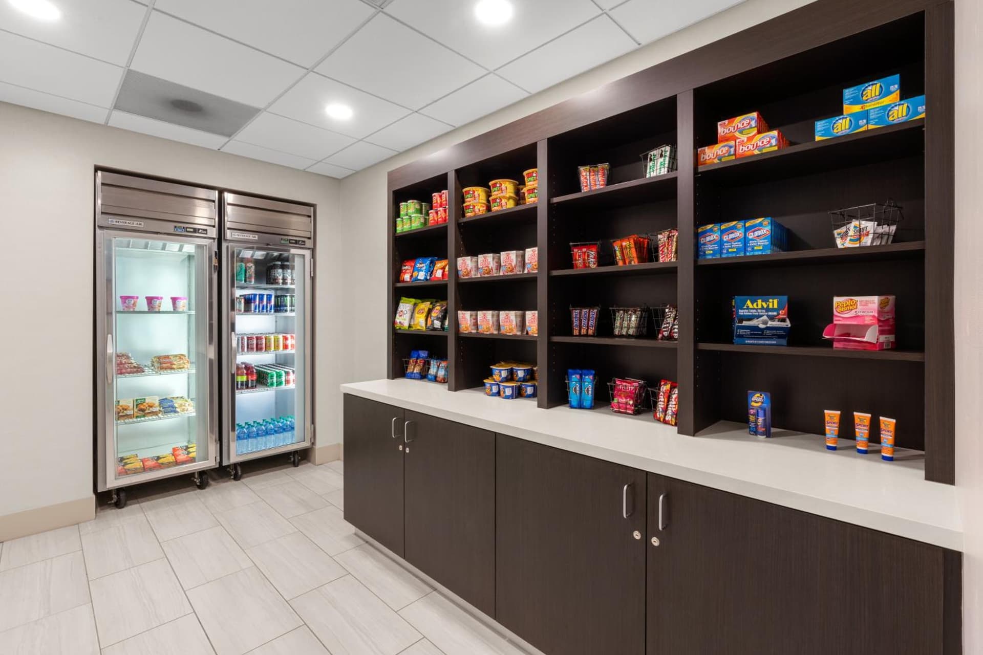Holiday Inn Express and Suites Sumner by IHG gallery photo in Sumner, WA — image 11