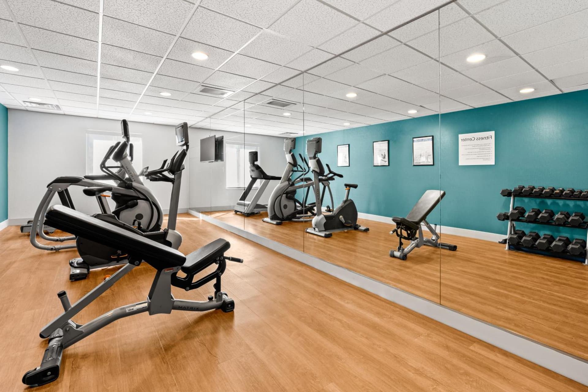 Holiday Inn Express and Suites Sumner by IHG gallery photo in Sumner, WA — image 26