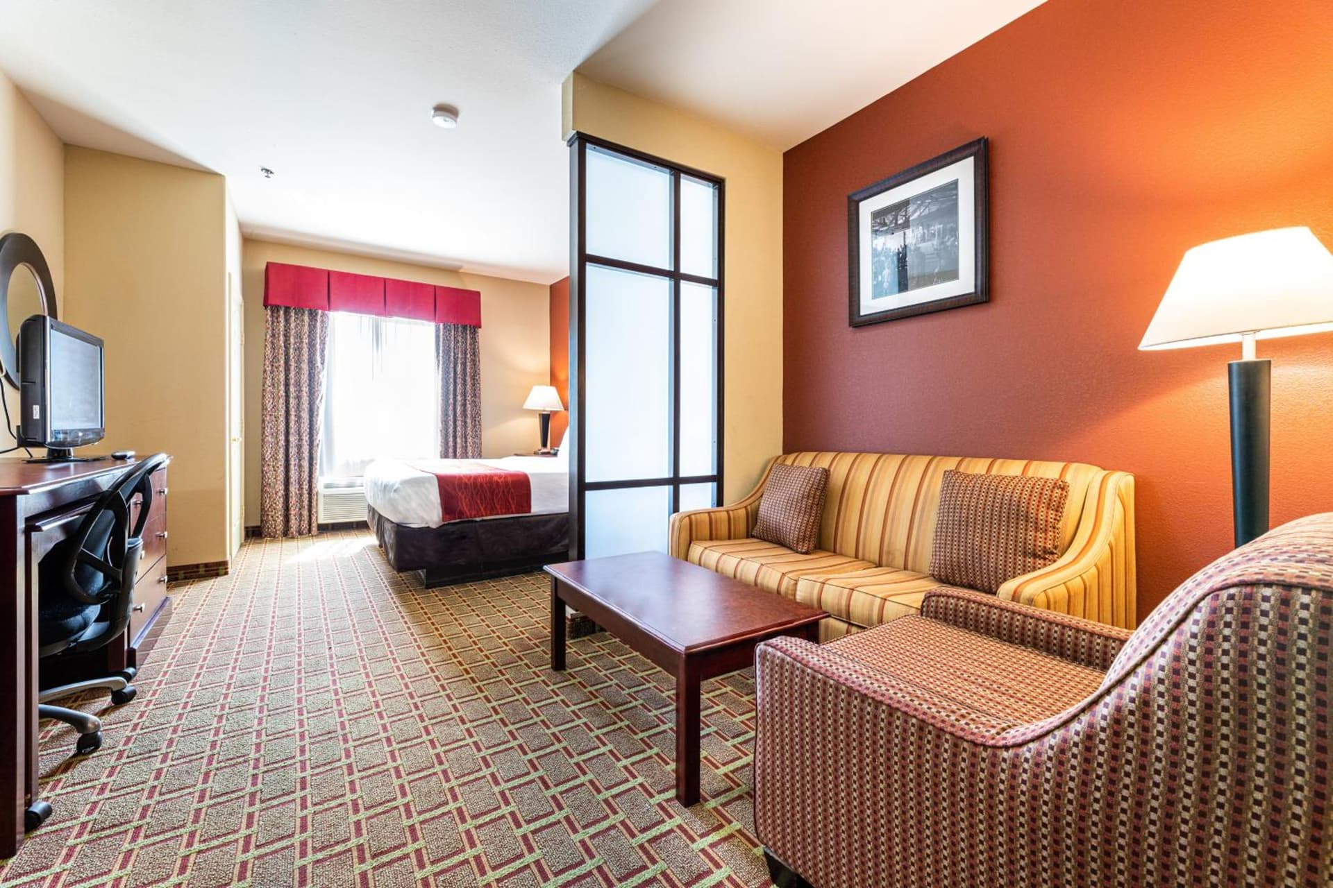 Comfort Suites Lake Worth gallery photo in Fort Worth, TX — image 17