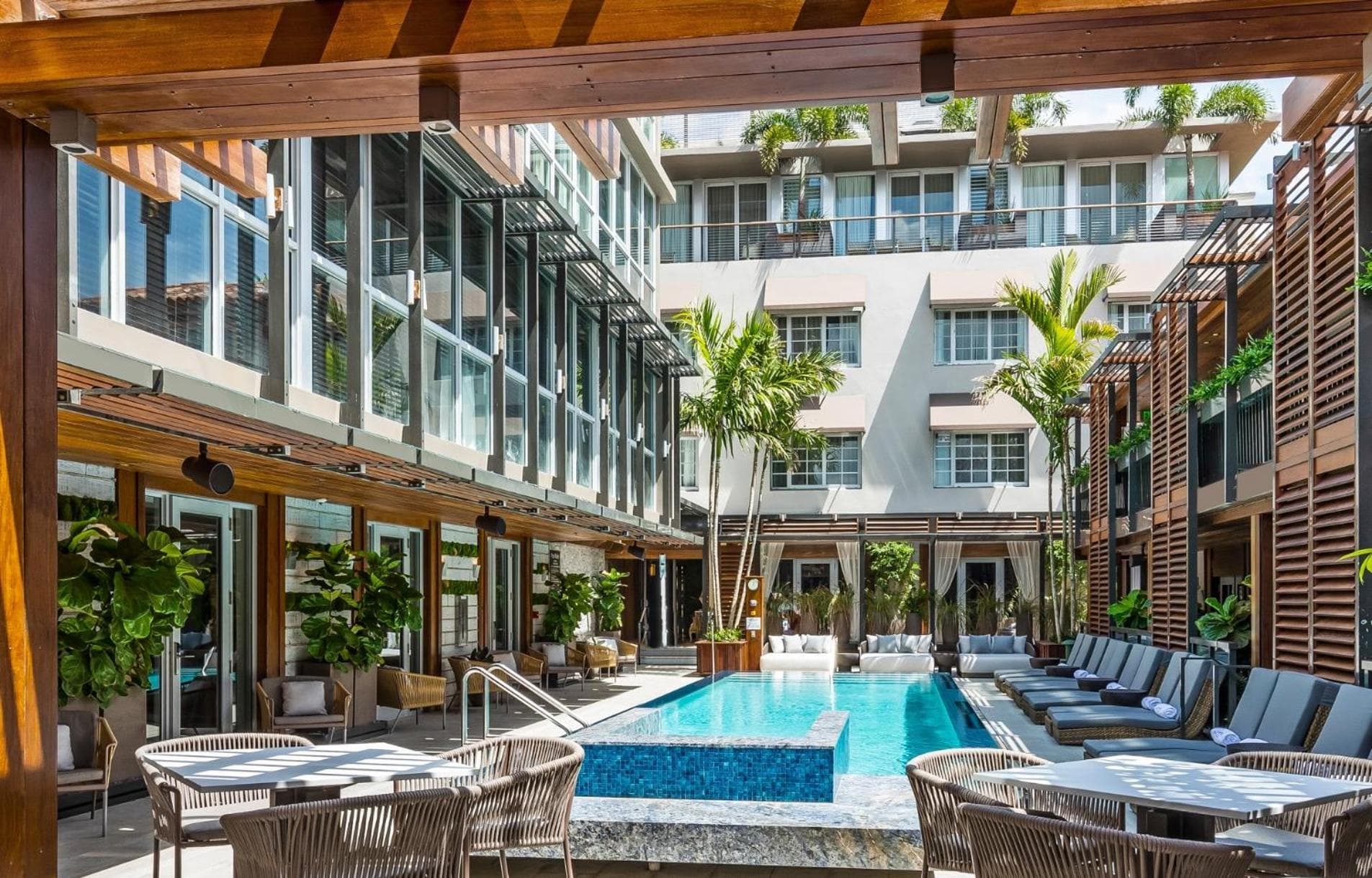 Lennox Miami Beach interior in Miami Beach, FL — gallery photo 2