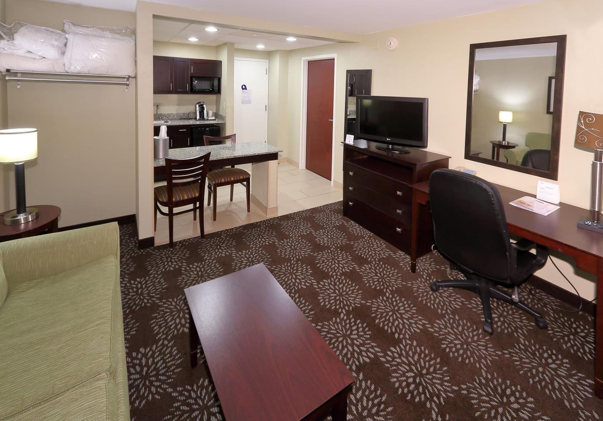 Holiday Inn Express Pittsburgh West - Greentree by IHG gallery photo in Pittsburgh, PA — image 14