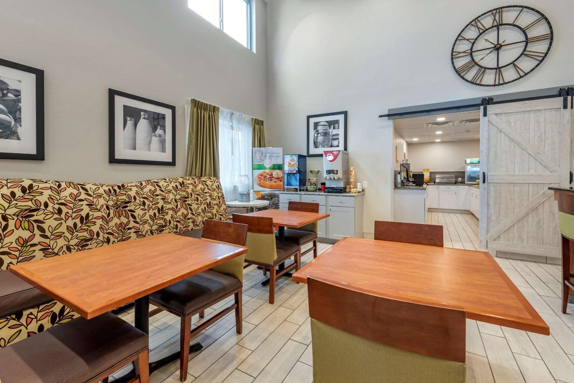 Quality Inn & Suites Evansville Downtown gallery photo in Evansville, IN — image 21