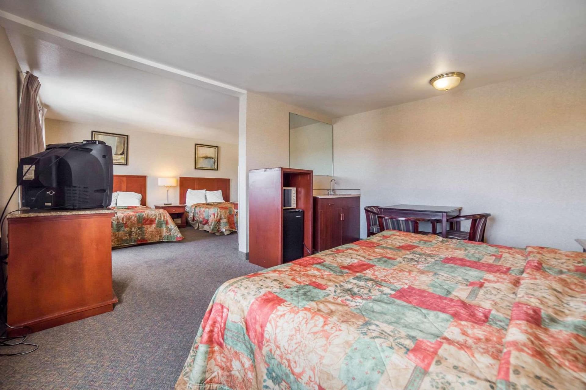 Rodeway Inn & Suites Nampa gallery photo in Nampa, ID — image 10