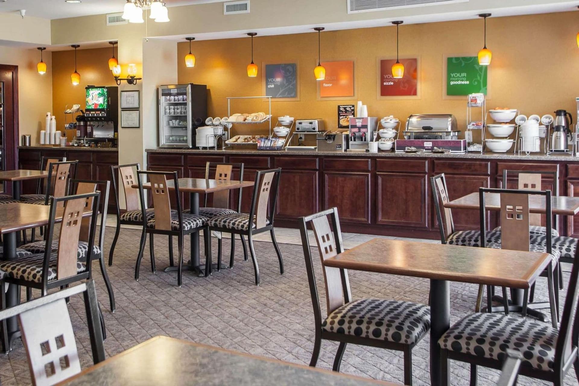 Comfort Suites Bloomington I-55 and I-74 gallery photo in Bloomington, IL — image 15
