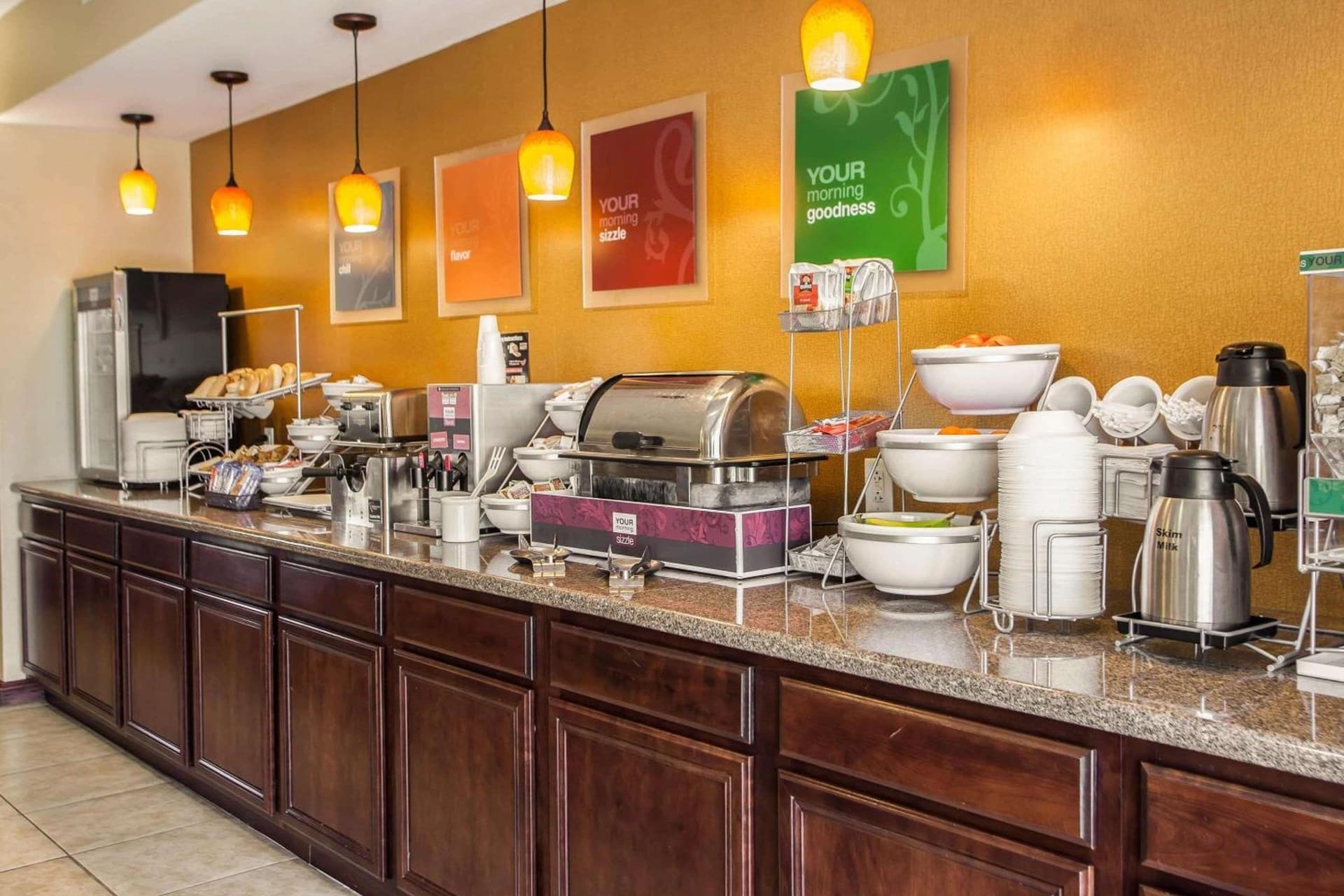 Comfort Suites Bloomington I-55 and I-74 gallery photo in Bloomington, IL — image 31