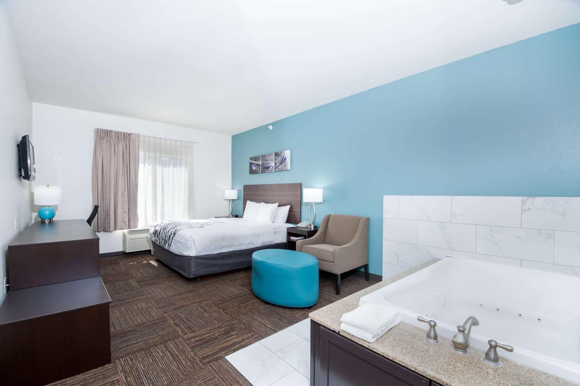 Sleep Inn & Suites Washington near Peoria gallery photo in Washington, IL — image 61
