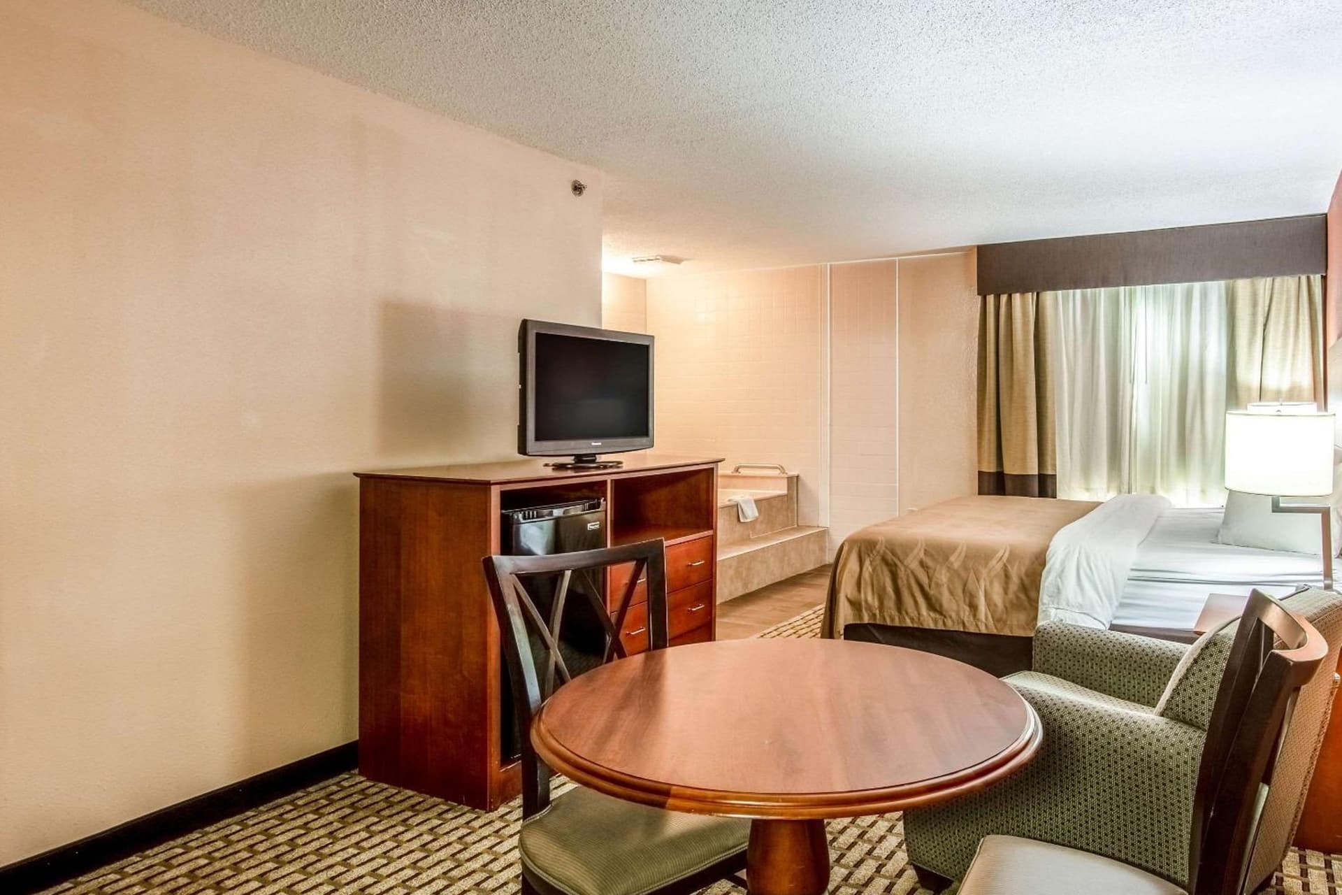 Country Inn & Suites by Radisson, Muskegon, MI gallery photo in Muskegon, MI — image 5