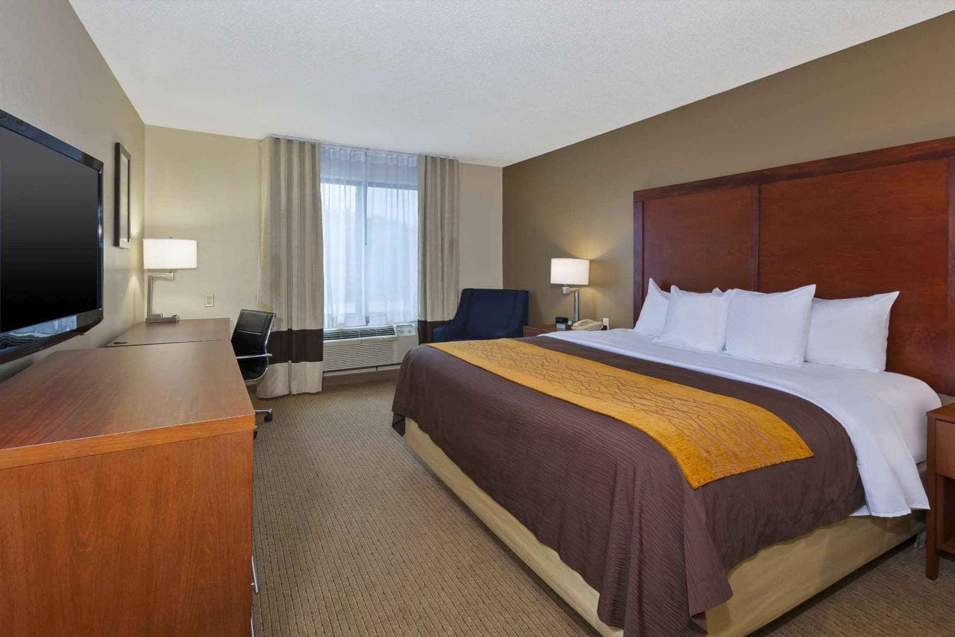 Comfort Inn & Suites Taylor - Detroit gallery photo in Taylor, MI — image 17