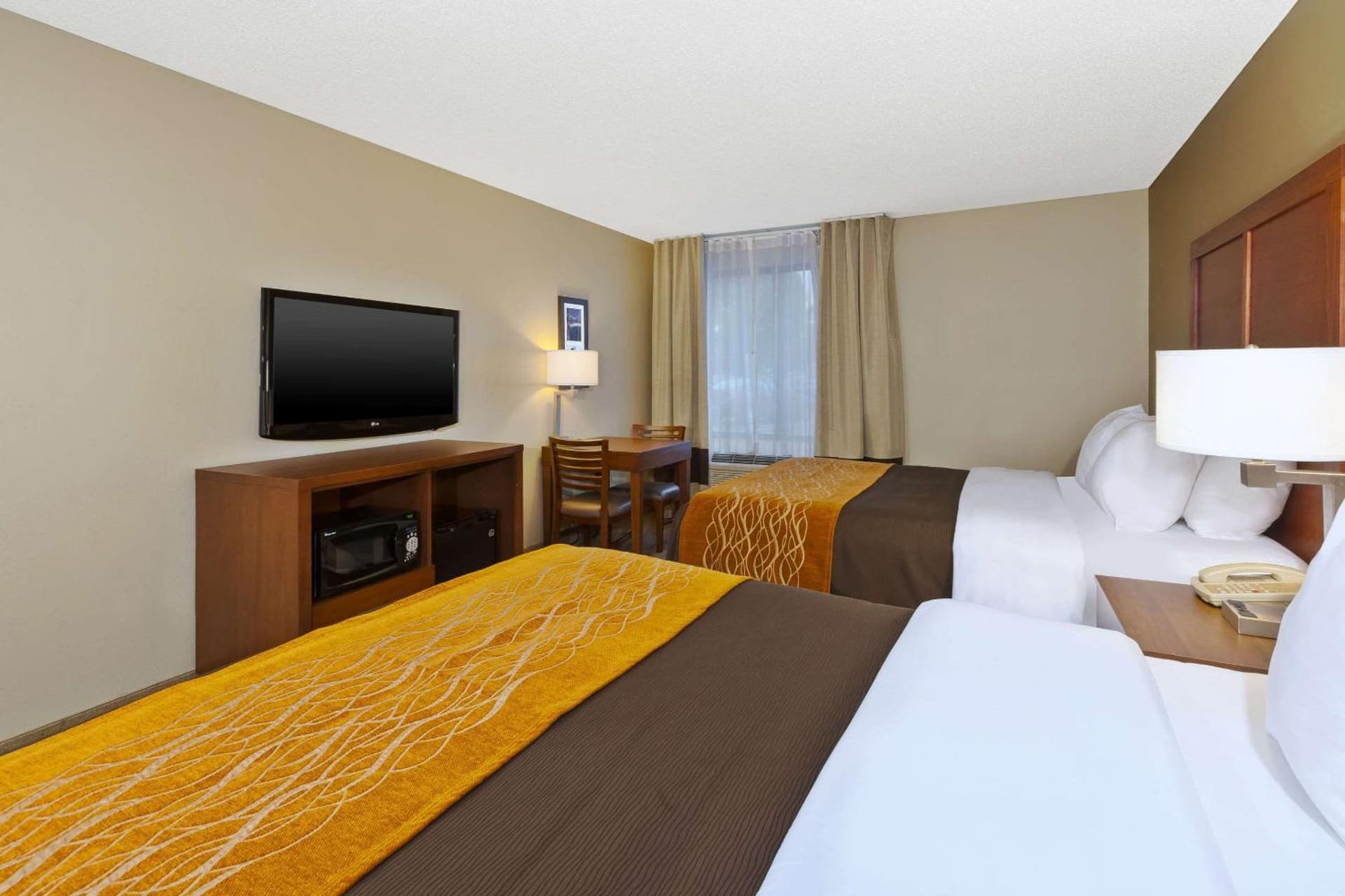Comfort Inn & Suites Taylor - Detroit gallery photo in Taylor, MI — image 26