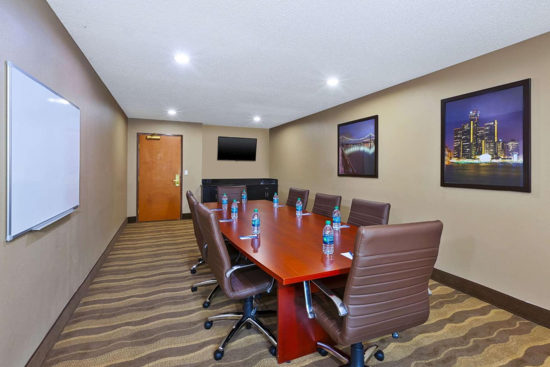 Comfort Inn & Suites Taylor - Detroit gallery photo in Taylor, MI — image 5