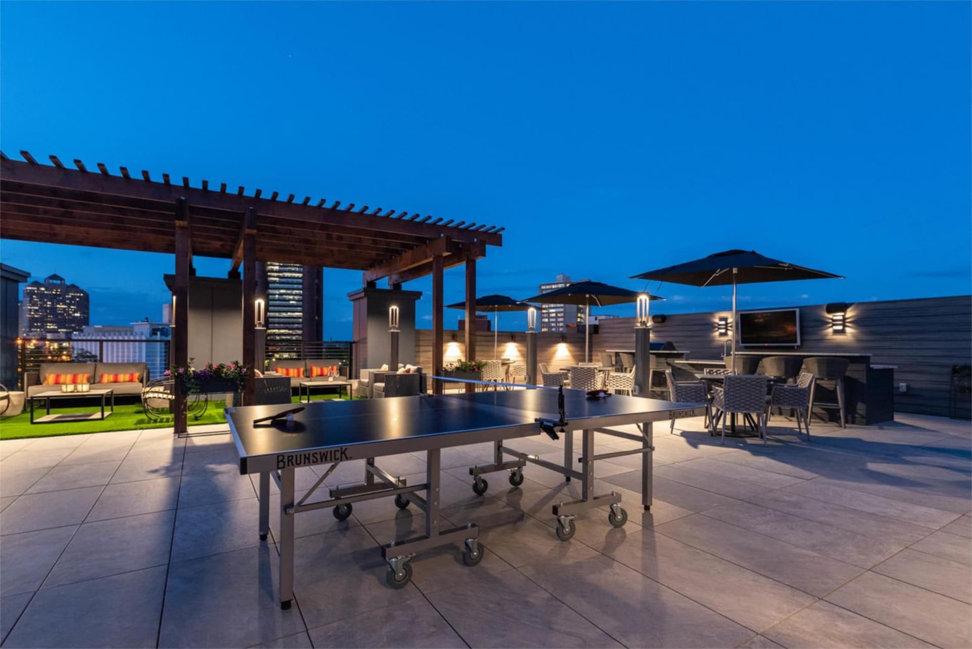 Luxury Furnished Apartments by Hyatus Downtown at Yale gallery photo in New Haven, CT — image 99