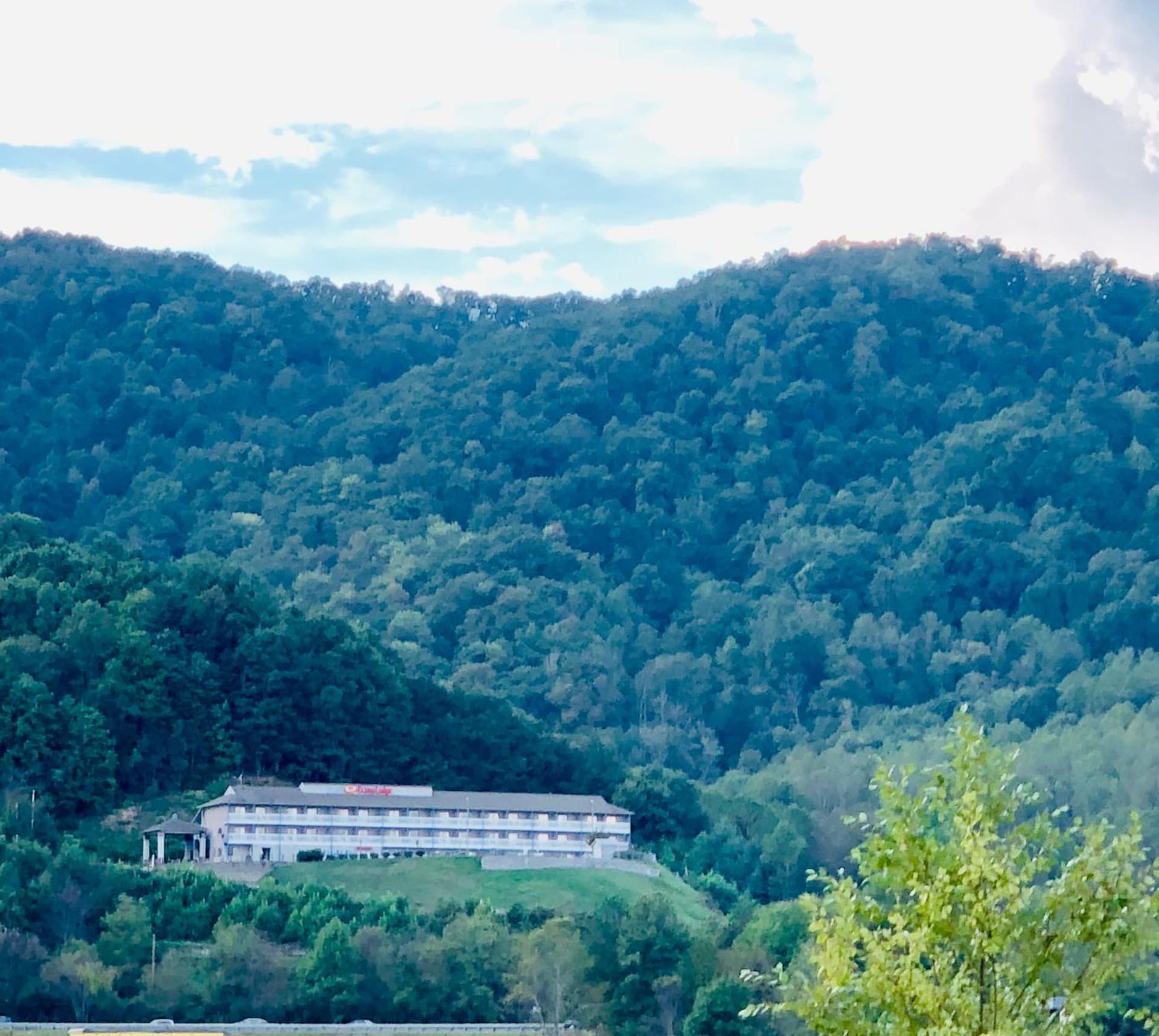 Econo Lodge Waynesville featured exterior or lobby in Waynesville, NC — similar hotel