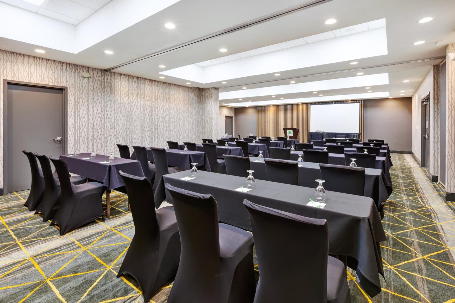 Holiday Inn Grand Rapids Downtown by IHG gallery photo in Grand Rapids, MI — image 93