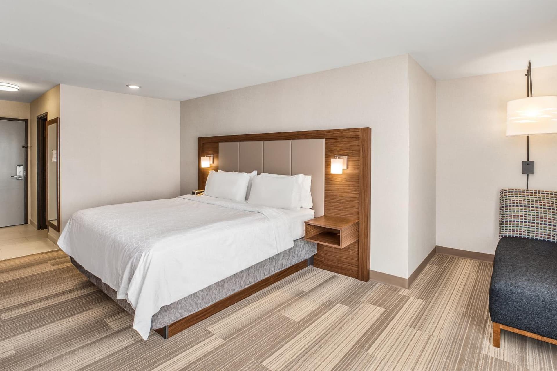 Holiday Inn Express & Suites Tacoma by IHG gallery photo in Tacoma, WA — image 15