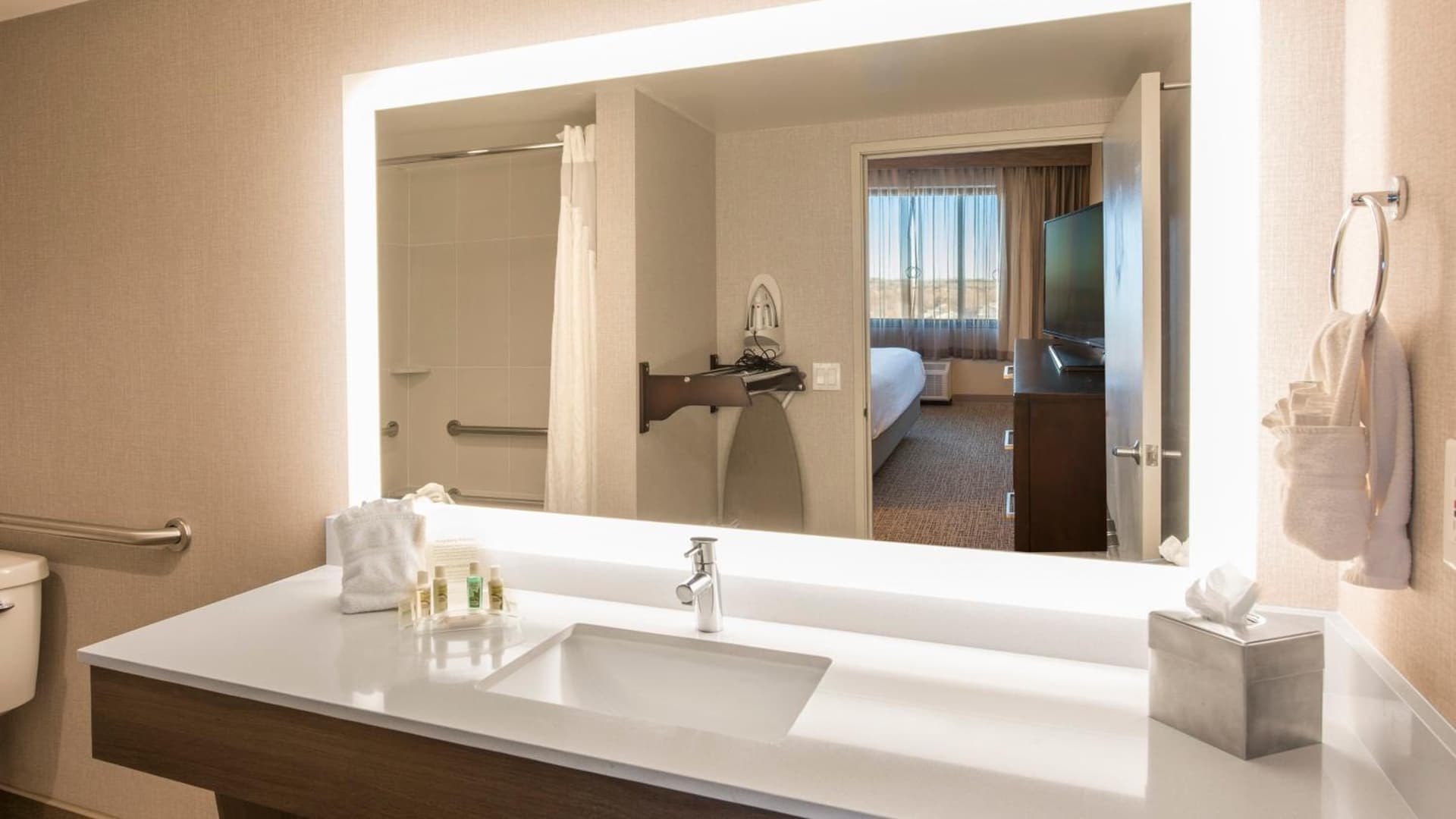 Holiday Inn Denver Lakewood by IHG gallery photo in Lakewood, CO — image 24
