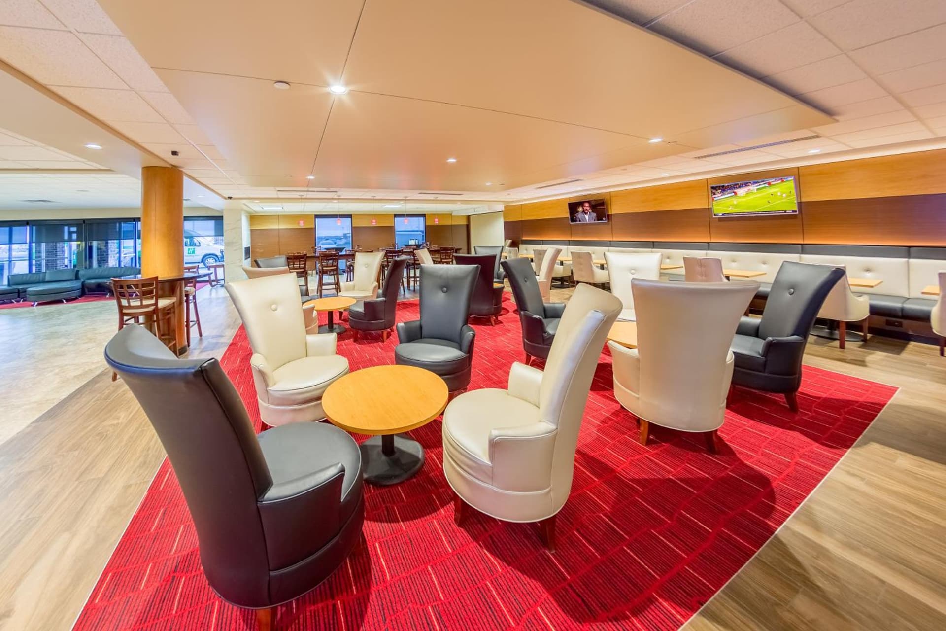 Holiday Inn Des Moines-Airport Conf Center by IHG gallery photo in Des Moines, IA — image 51