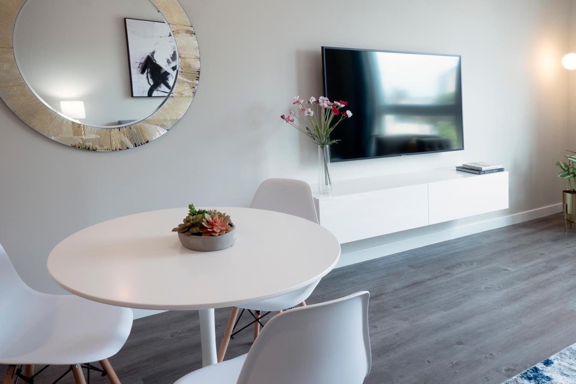 Luxury Furnished Apartments by Hyatus Downtown at Yale gallery photo in New Haven, CT — image 81