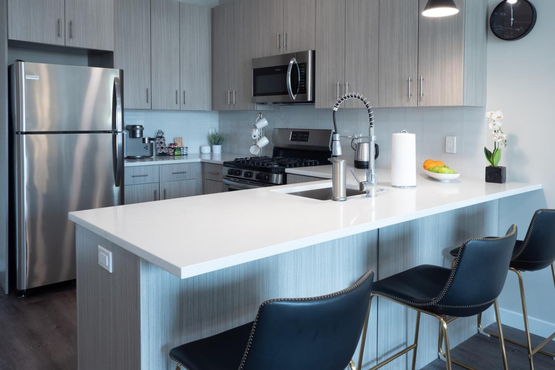 Luxury Furnished Apartments by Hyatus Downtown at Yale gallery photo in New Haven, CT — image 191