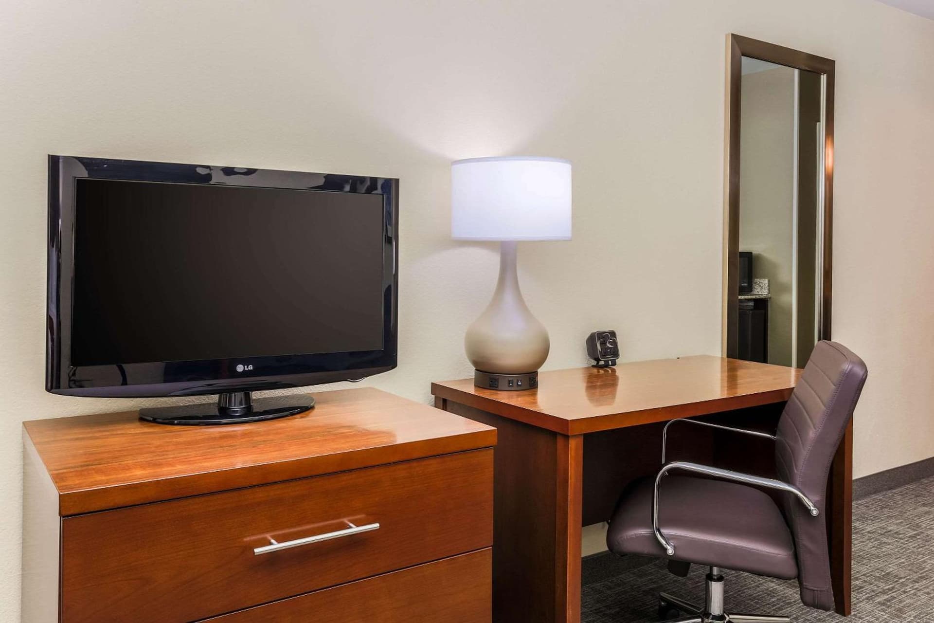 Comfort Suites DFW N-Grapevine gallery photo in Grapevine, TX — image 5