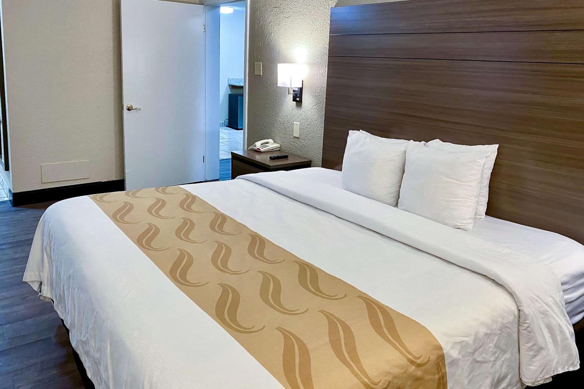 Quality Inn & Suites Airport gallery photo in El Paso, TX — image 20
