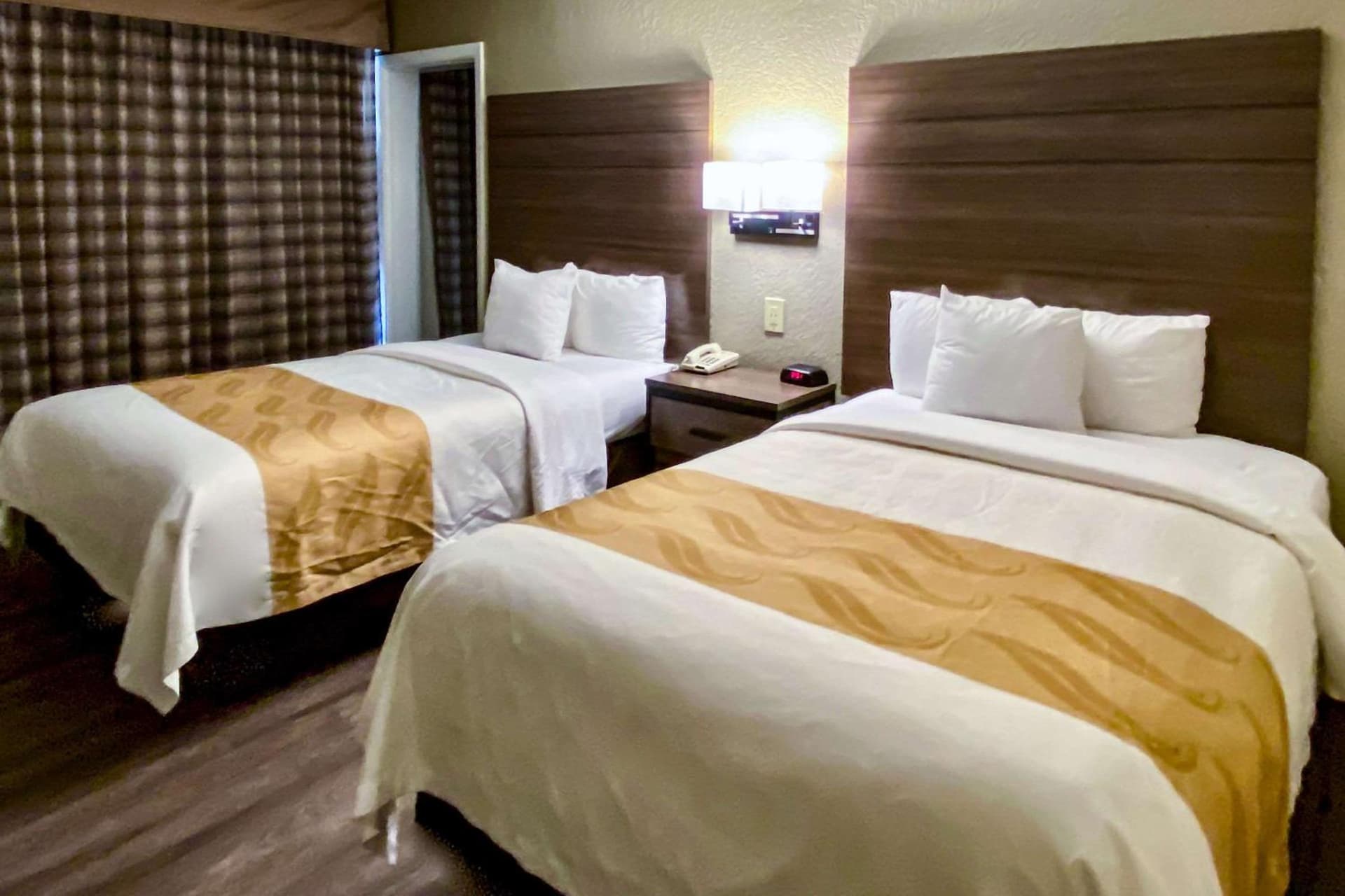 Quality Inn & Suites Airport gallery photo in El Paso, TX — image 7