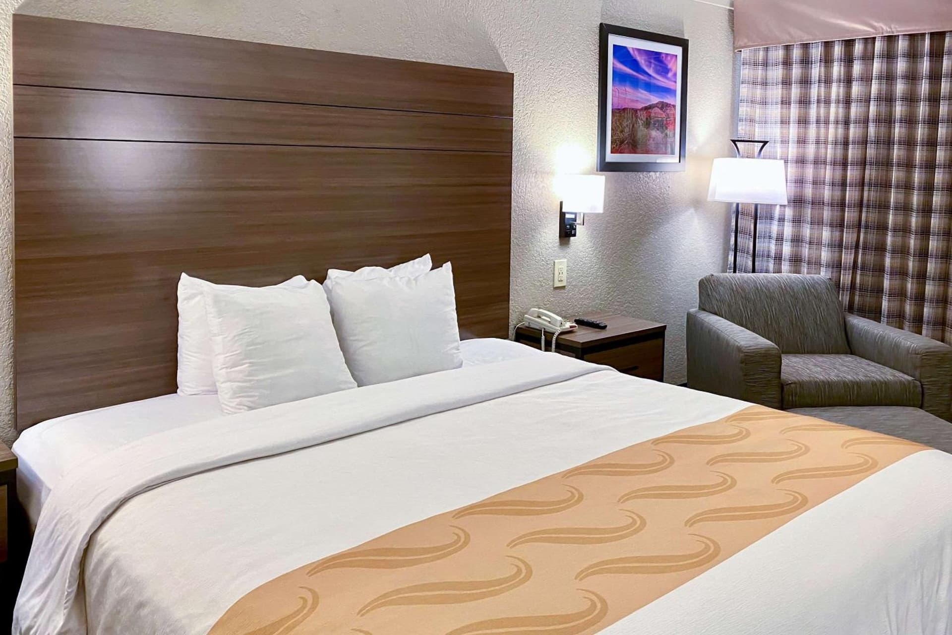 Quality Inn & Suites Airport gallery photo in El Paso, TX — image 17