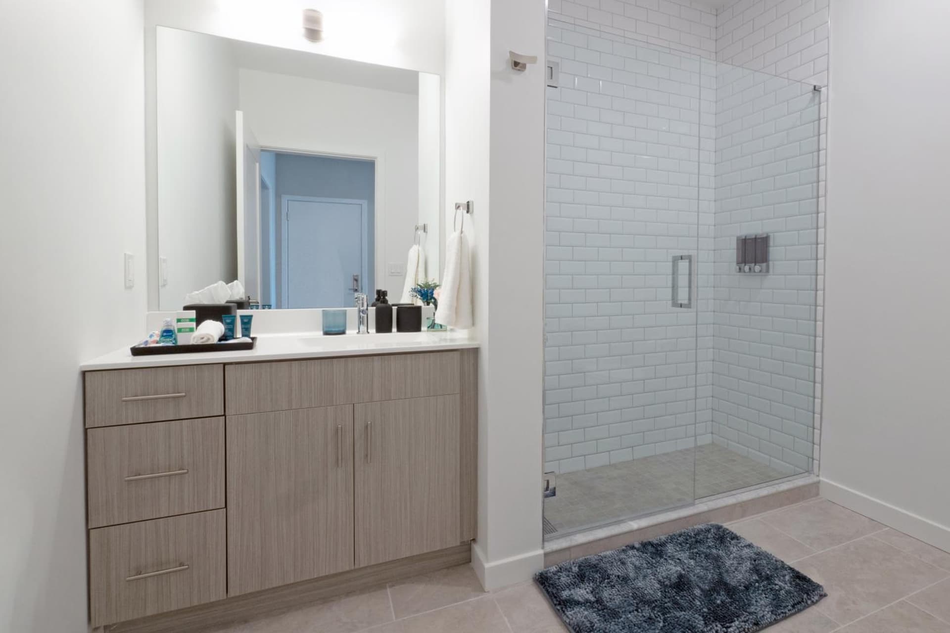 Luxury Furnished Apartments by Hyatus Downtown at Yale gallery photo in New Haven, CT — image 27