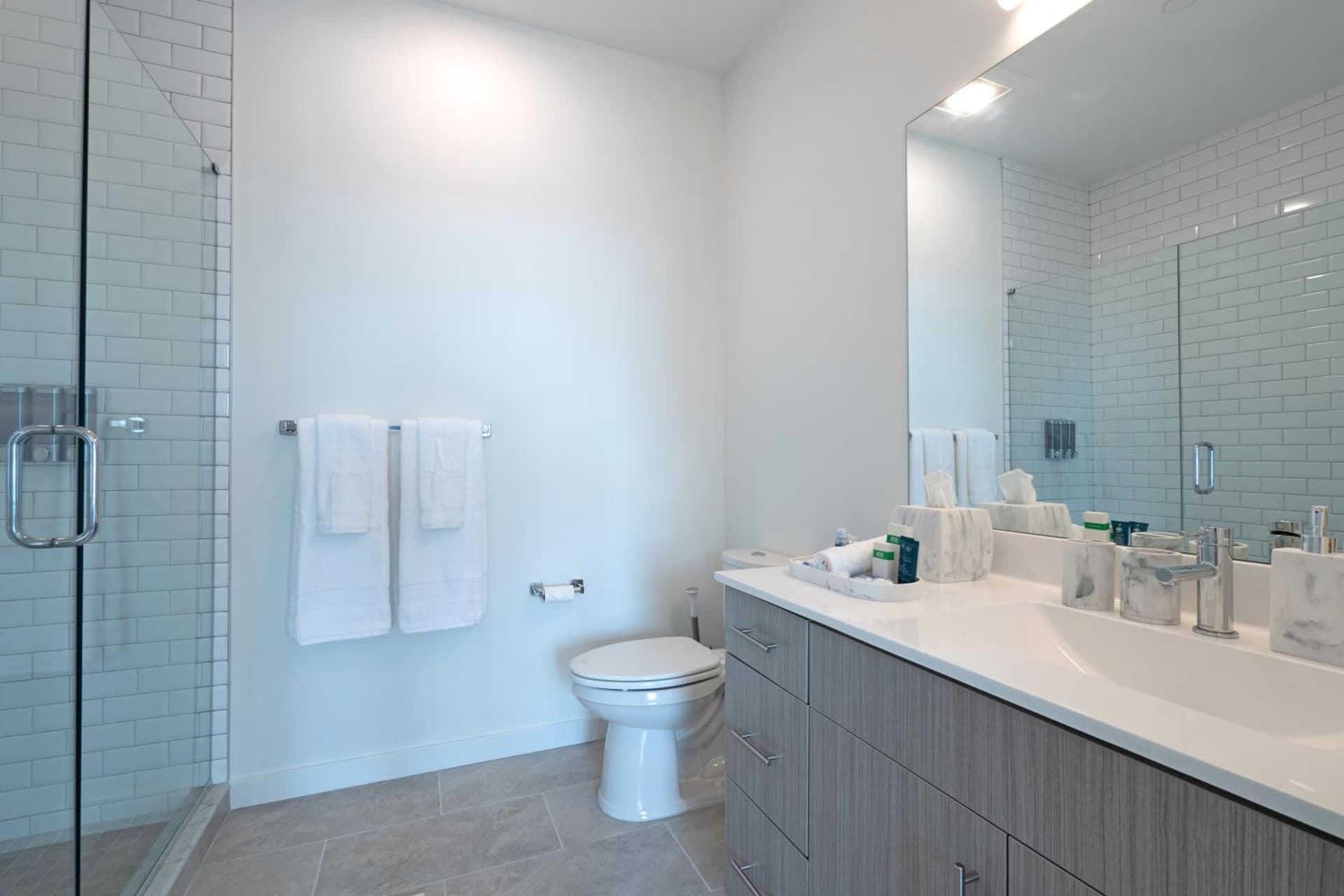 Luxury Furnished Apartments by Hyatus Downtown at Yale gallery photo in New Haven, CT — image 126