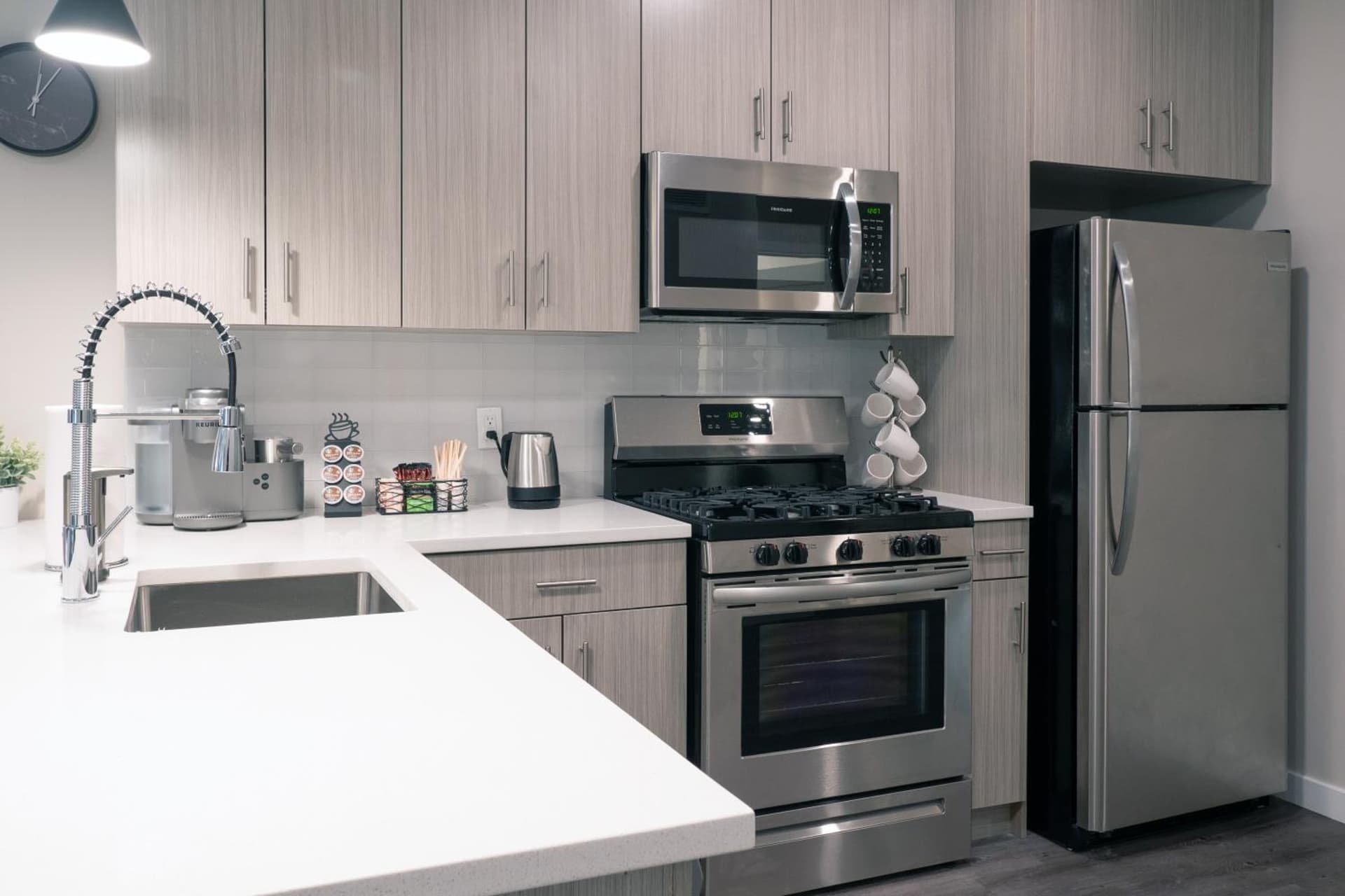 Luxury Furnished Apartments by Hyatus Downtown at Yale gallery photo in New Haven, CT — image 77