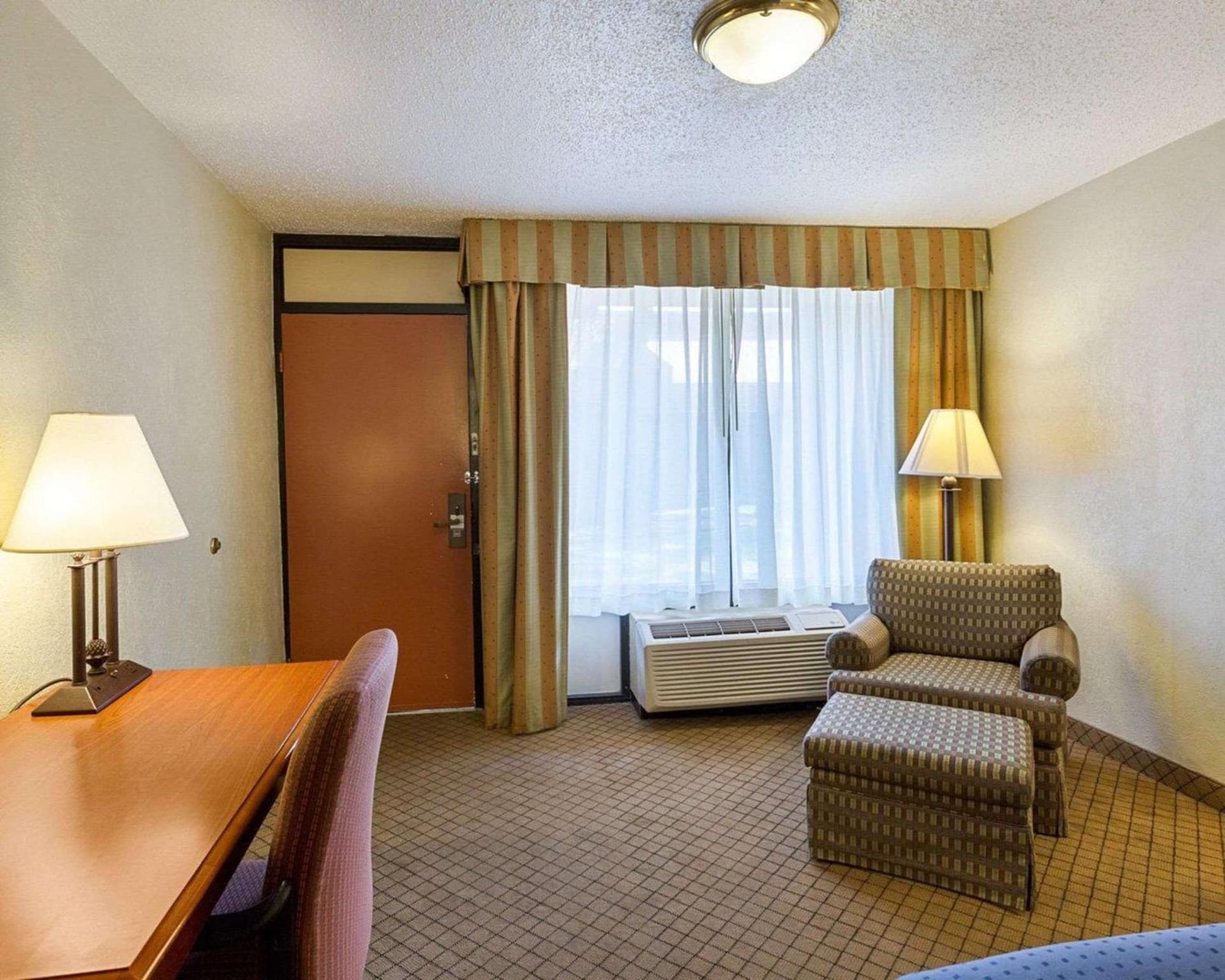 GreenTree Hotel & Extended Stay I-10 FWY Houston, Channelview, Baytown gallery photo in Channelview, TX — image 15