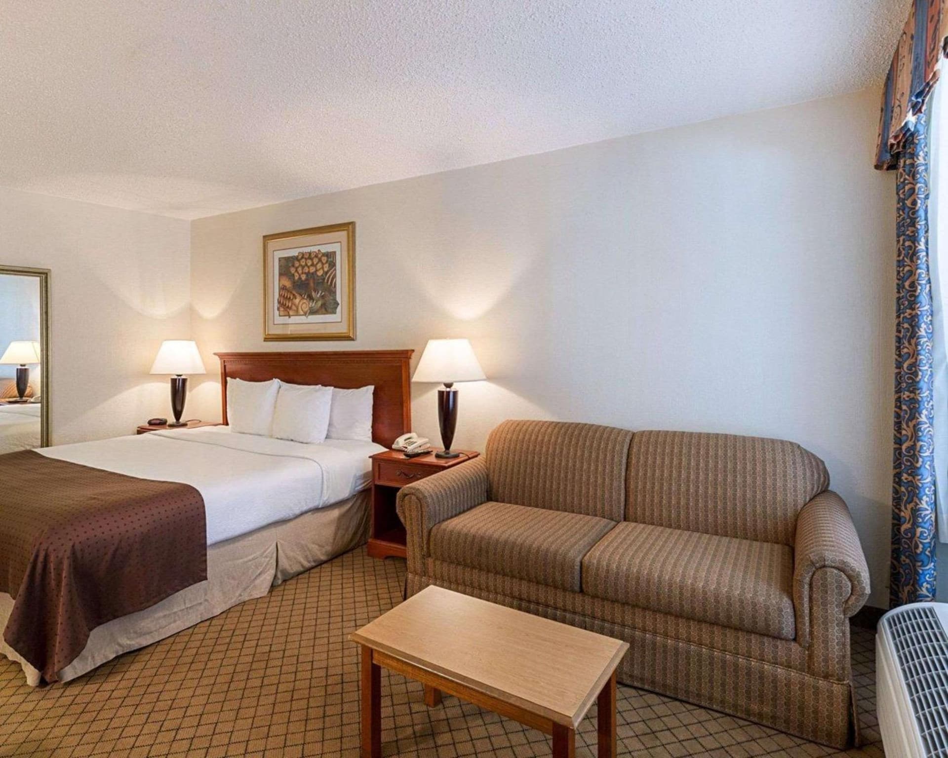 GreenTree Hotel & Extended Stay I-10 FWY Houston, Channelview, Baytown gallery photo in Channelview, TX — image 22