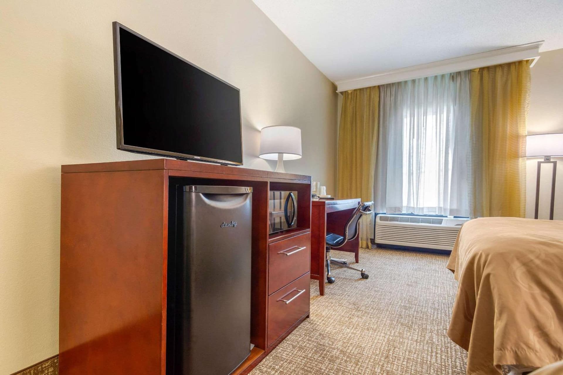 Quality Inn & Suites Olde Town gallery photo in Portsmouth, VA — image 32