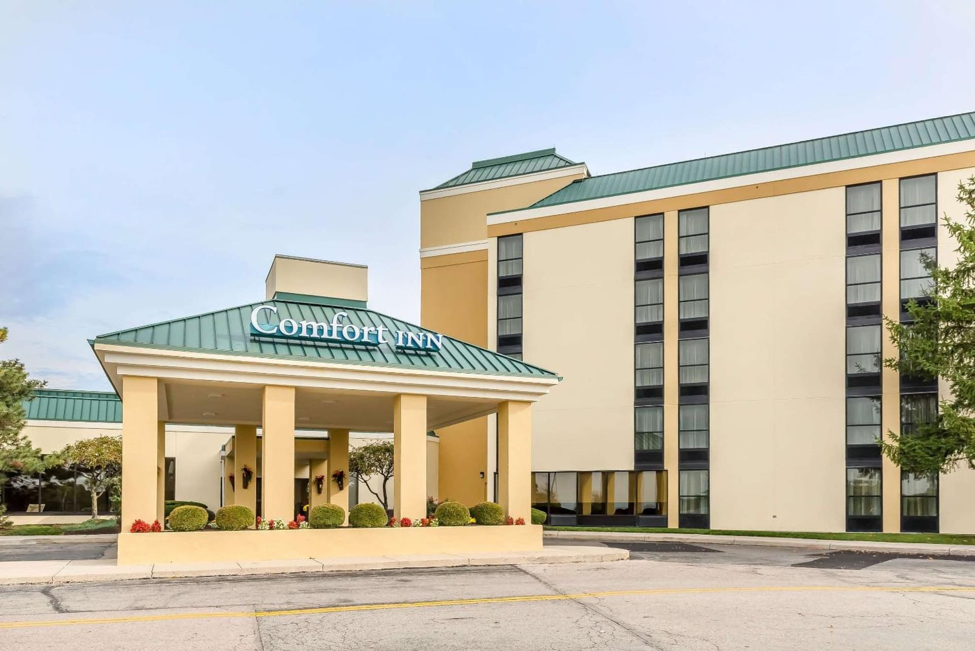 Comfort Inn & Suites Piqua-Near Troy-I75 featured exterior or lobby in Piqua, OH — similar hotel