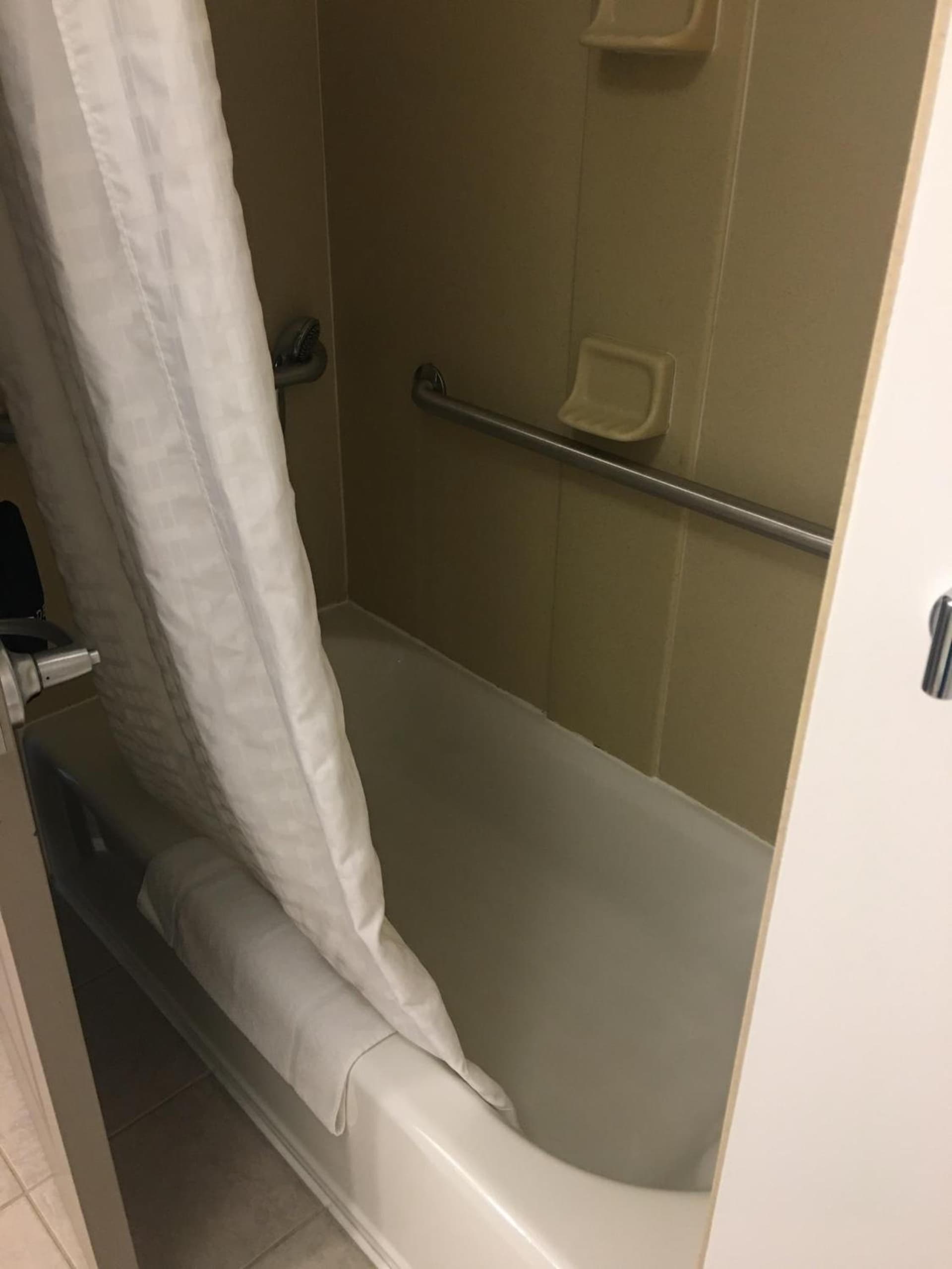 Country Inn & Suites by Radisson, Grand Rapids East, MI gallery photo in Grand Rapids, MI — image 51