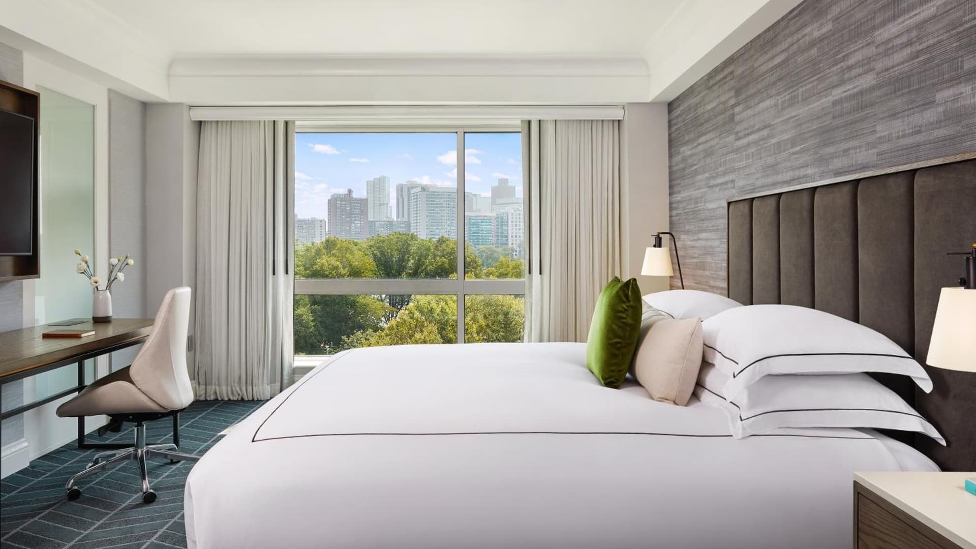 Kimpton Marlowe by IHG gallery photo in Cambridge, MA — image 42