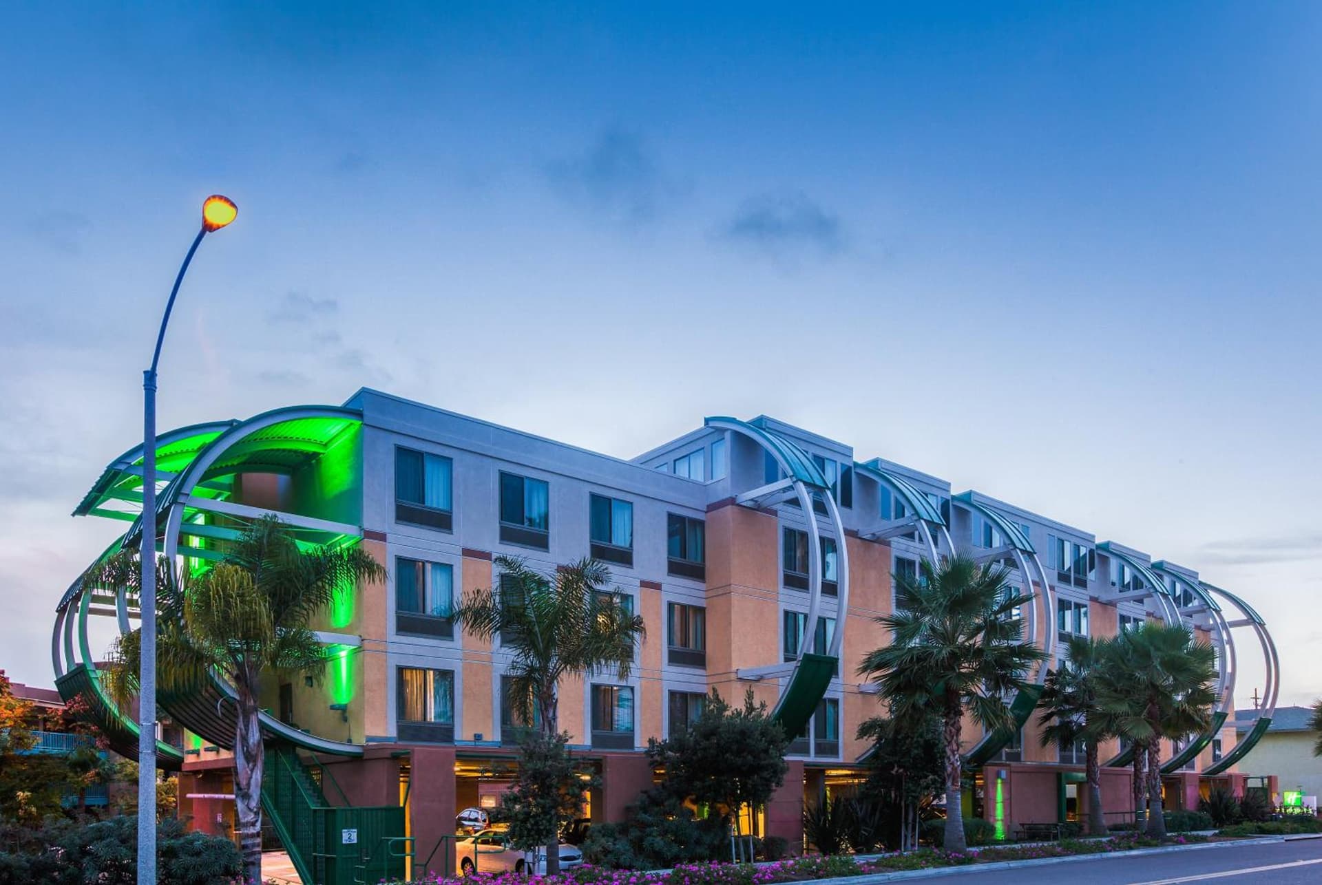Holiday Inn Oceanside Marina Camp Pendleton by IHG gallery photo in Oceanside, CA — image 20