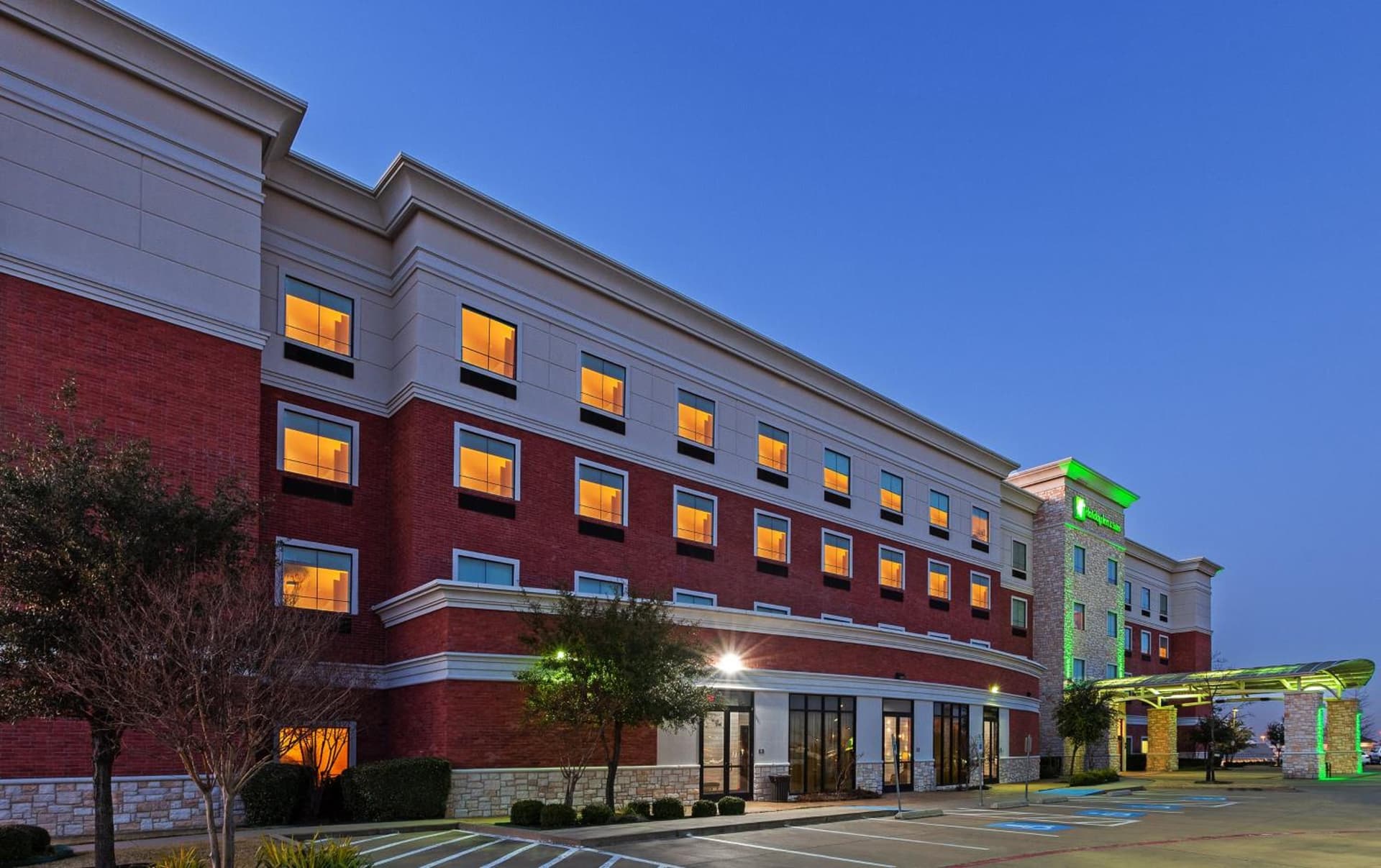 Holiday Inn & Suites McKinney - N Allen by IHG gallery photo in McKinney, TX — image 45