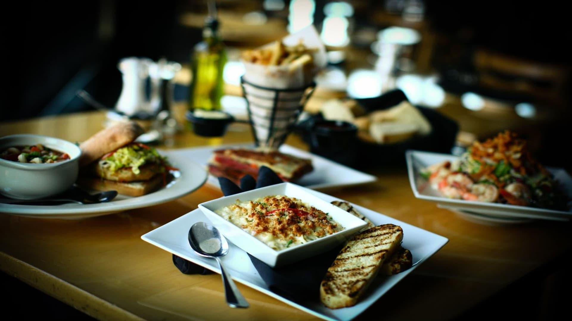 Holiday Inn Cincinnati North West Chester by IHG gallery photo in West Chester, OH — image 21