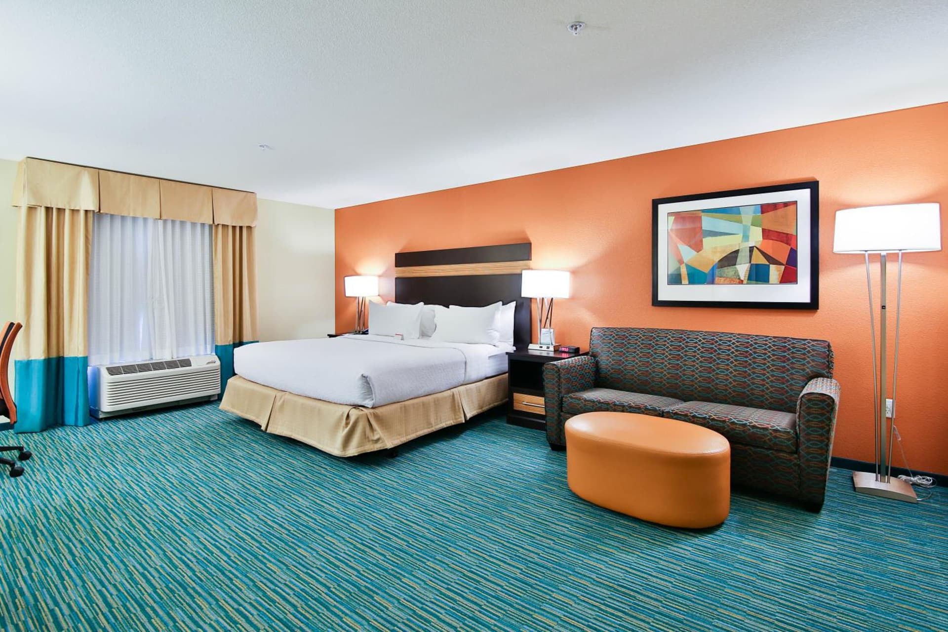Holiday Inn Bismarck by IHG gallery photo in Bismarck, ND — image 35