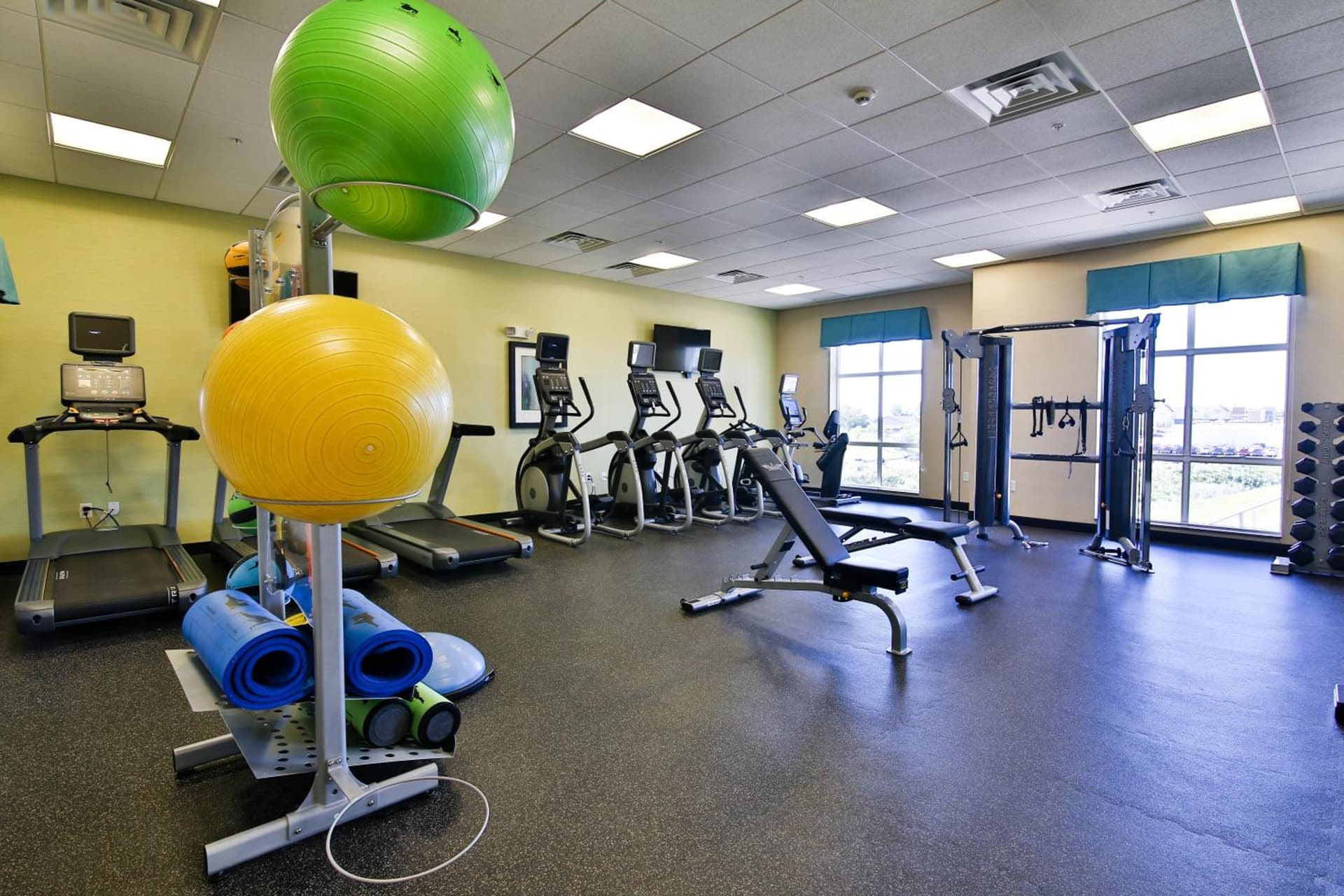 Holiday Inn Bismarck by IHG gallery photo in Bismarck, ND — image 50