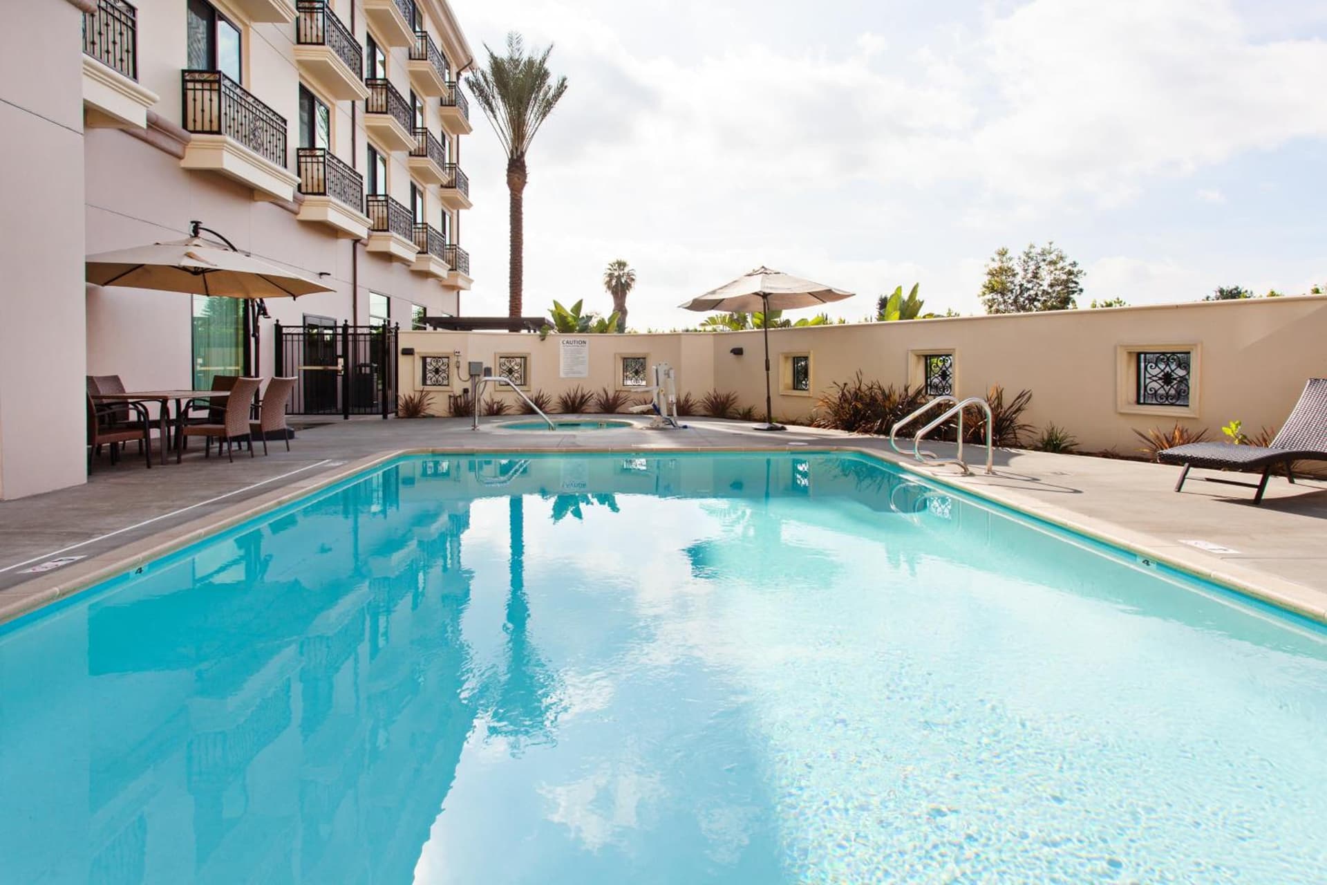 Holiday Inn El Monte - Los Angeles by IHG gallery photo in El Monte, CA — image 44